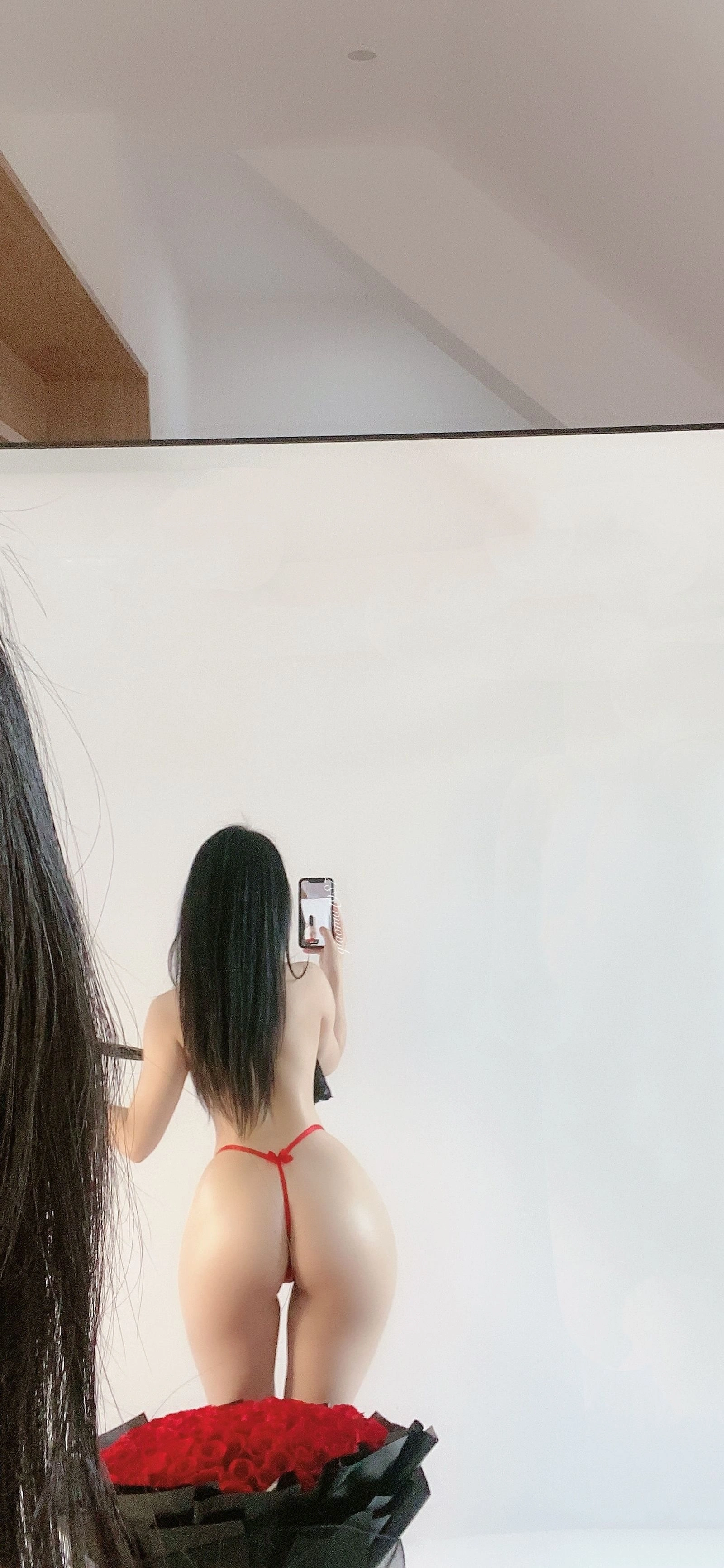 俏妞qiaoniuTT – 挚爱献礼插图1