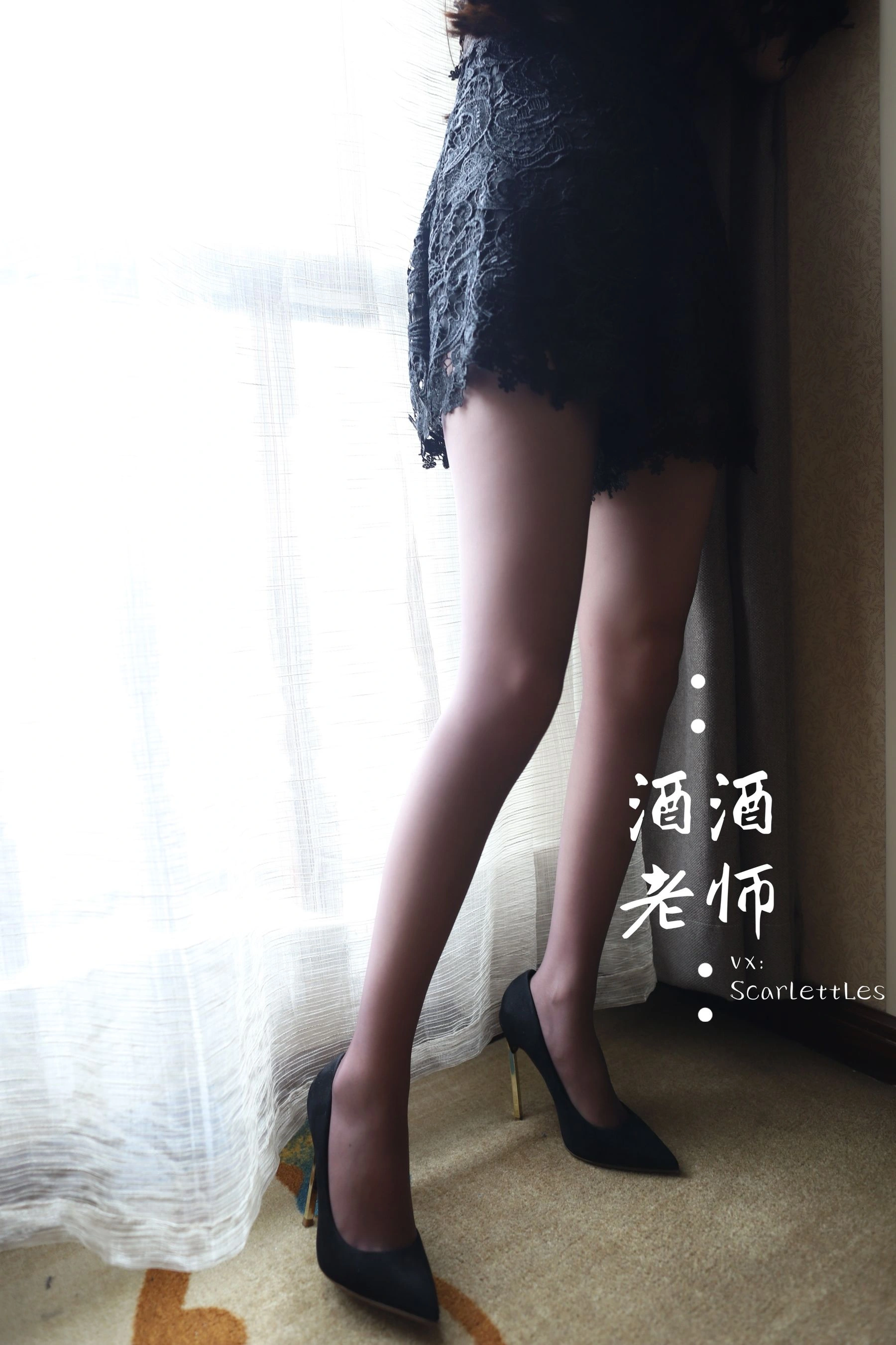 酒酒老师 – 开裆丝的紫色诱惑高清在线欣赏-撸撸奈子