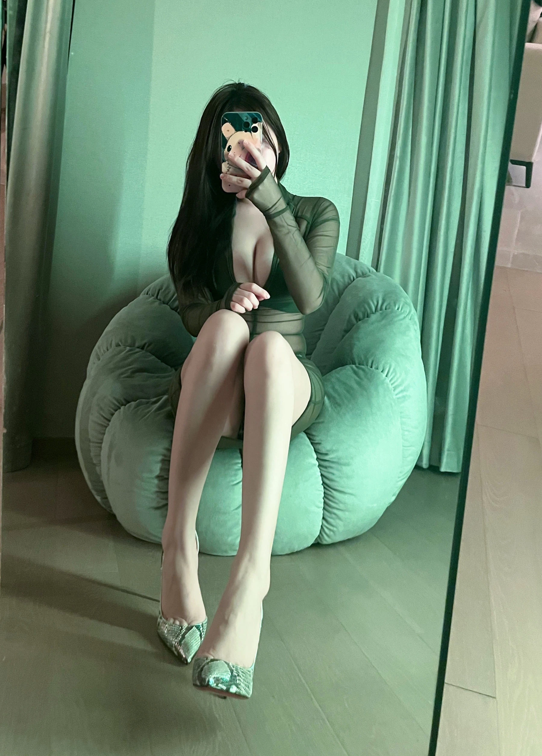 奔跑的晶骡儿 – 绿色透视装 [32P]插图1