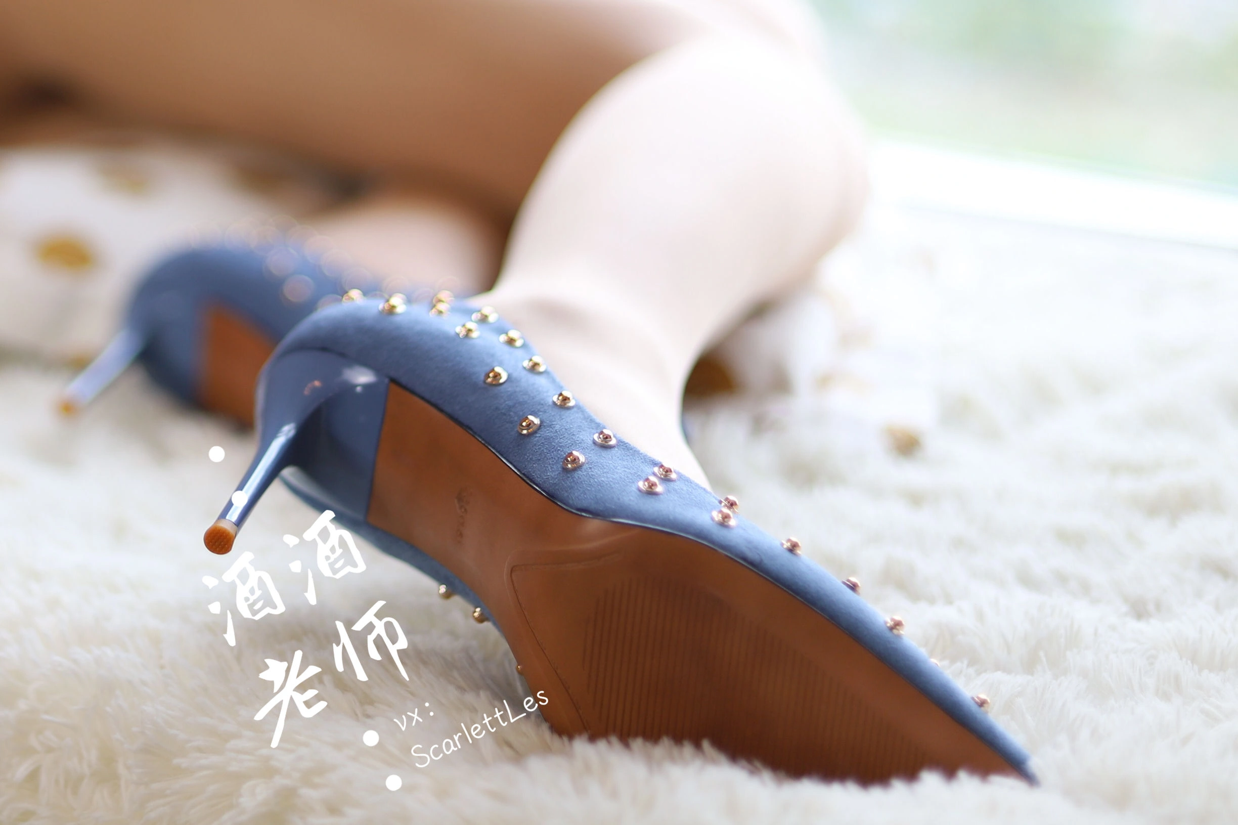 酒酒老师 – 白s学妹，又纯又欲高清在线欣赏-撸撸奈子