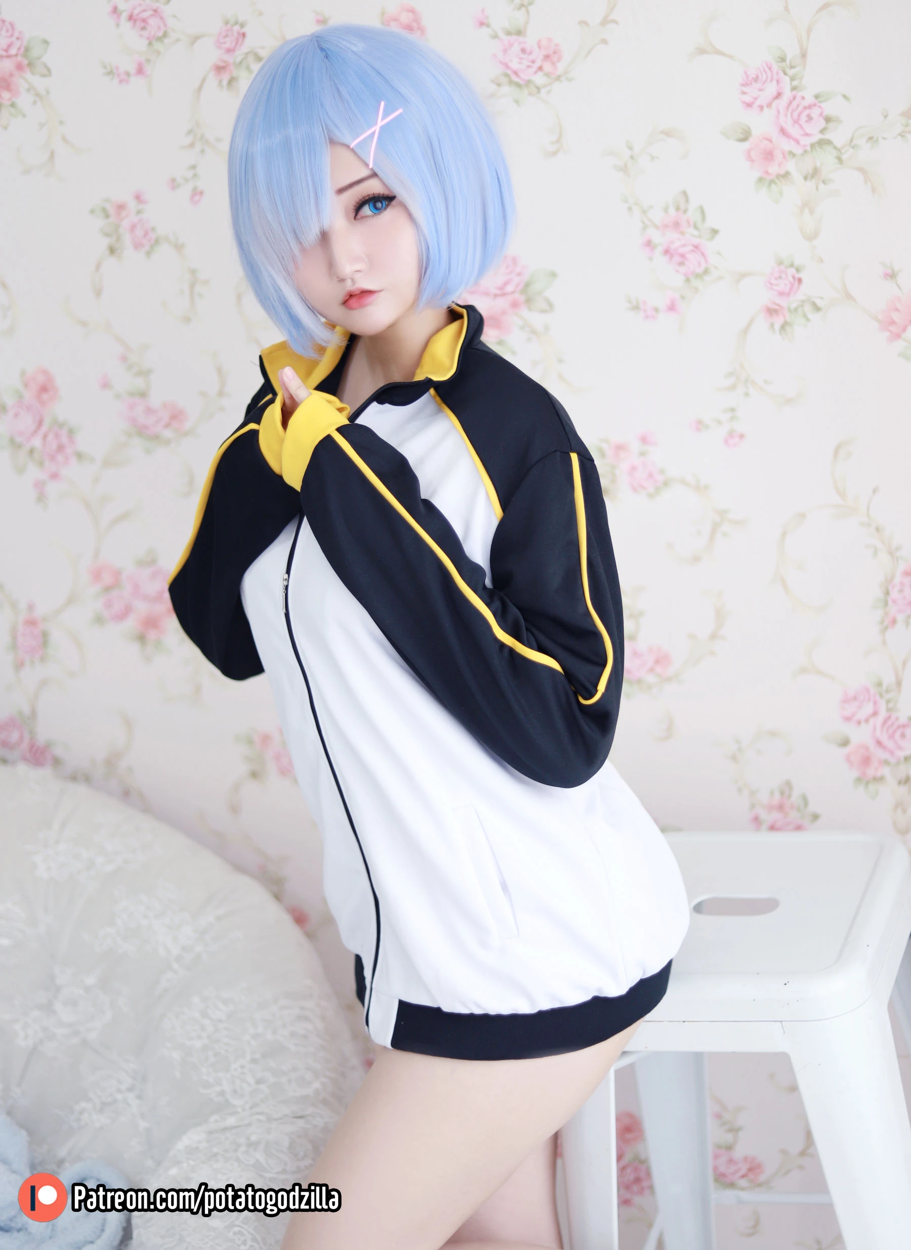 Coser小姐姐Potato Godzilla – Rem In Subaru Jacket插图6