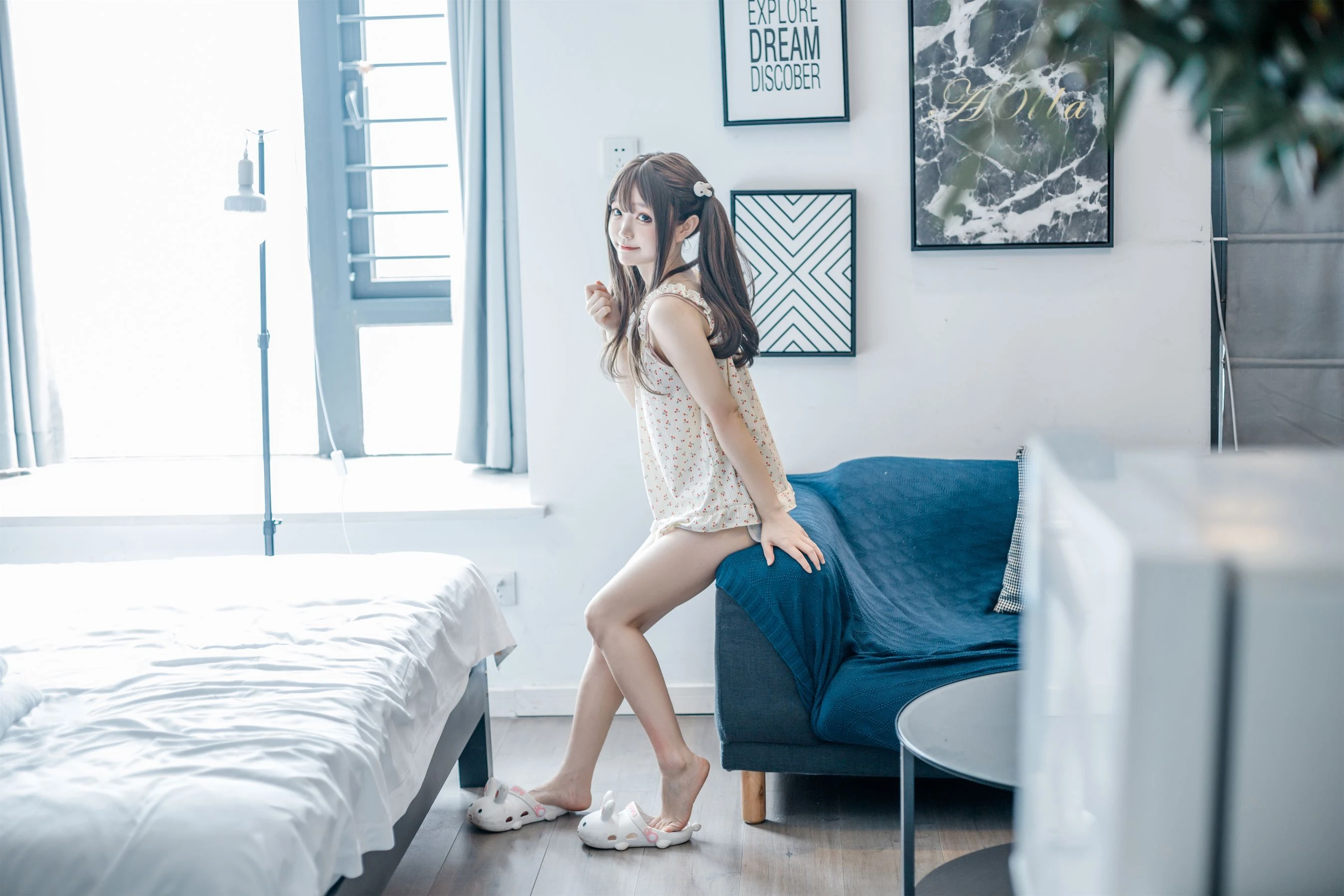 神沢永莉 – 黄色吊带睡衣兔兔 [22P]插图6