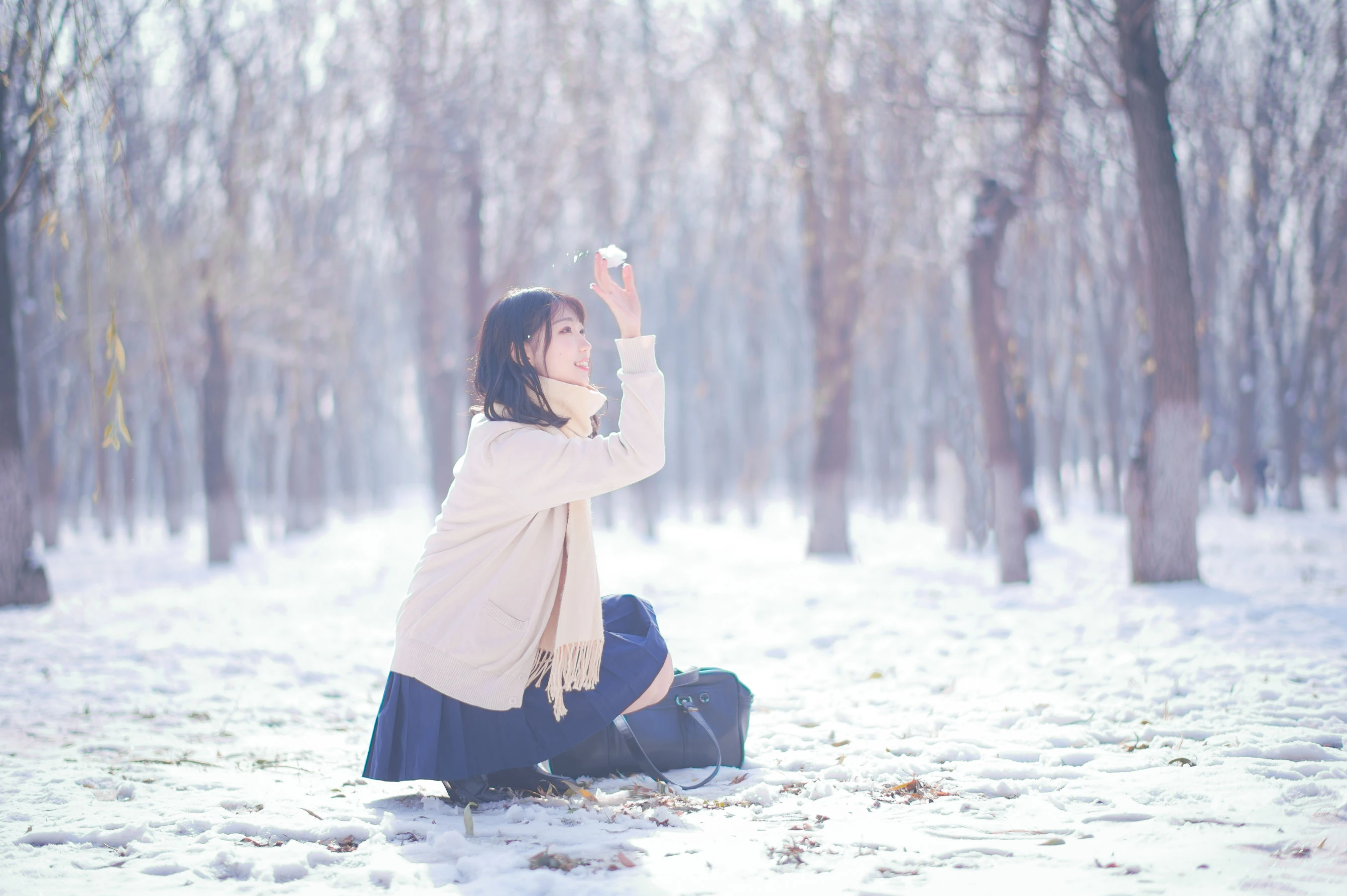 周叽是可爱兔兔 – 雪景JK [15P]插图1