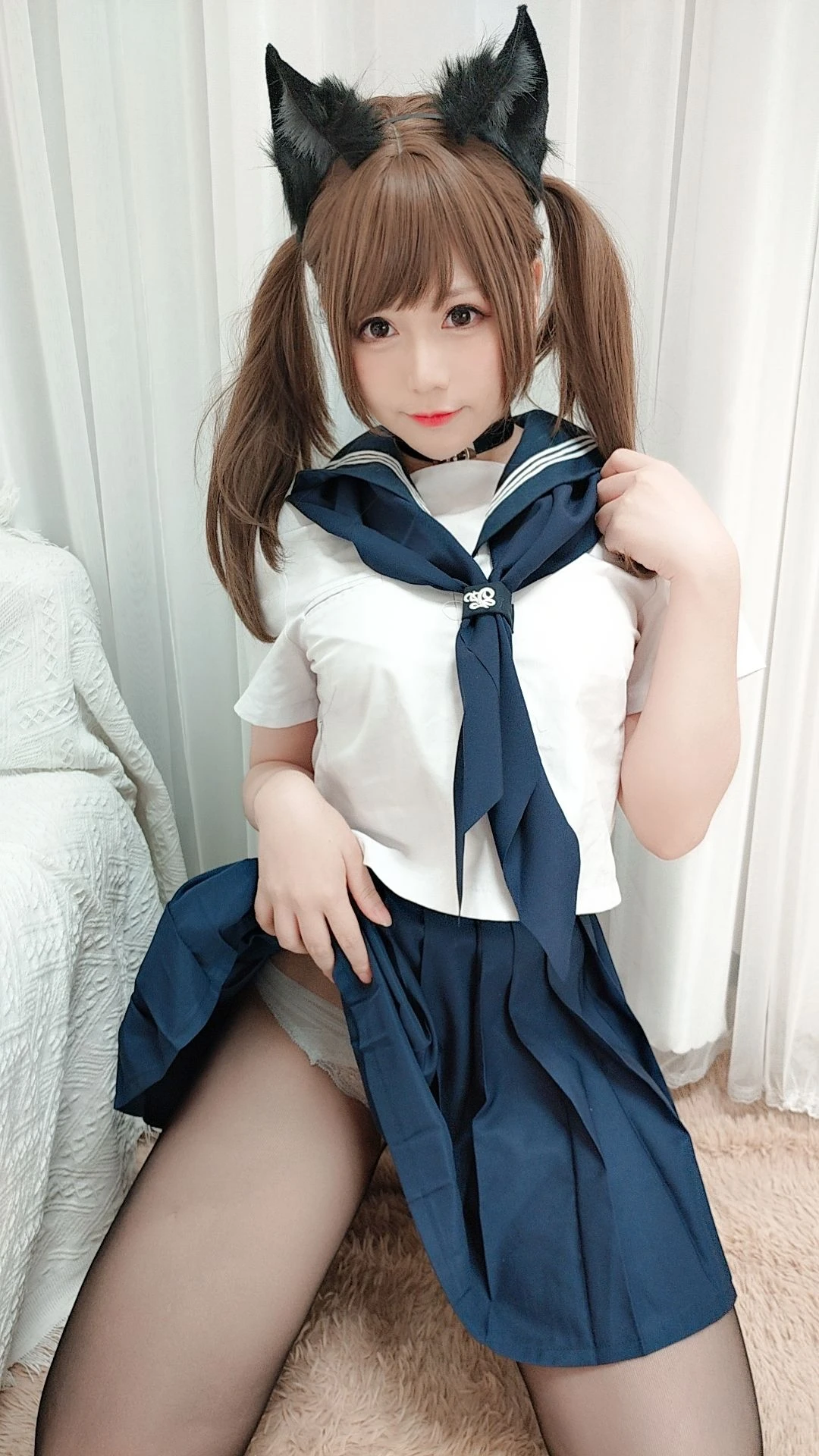 萌妹子Nyako喵子 – 水手服插图1