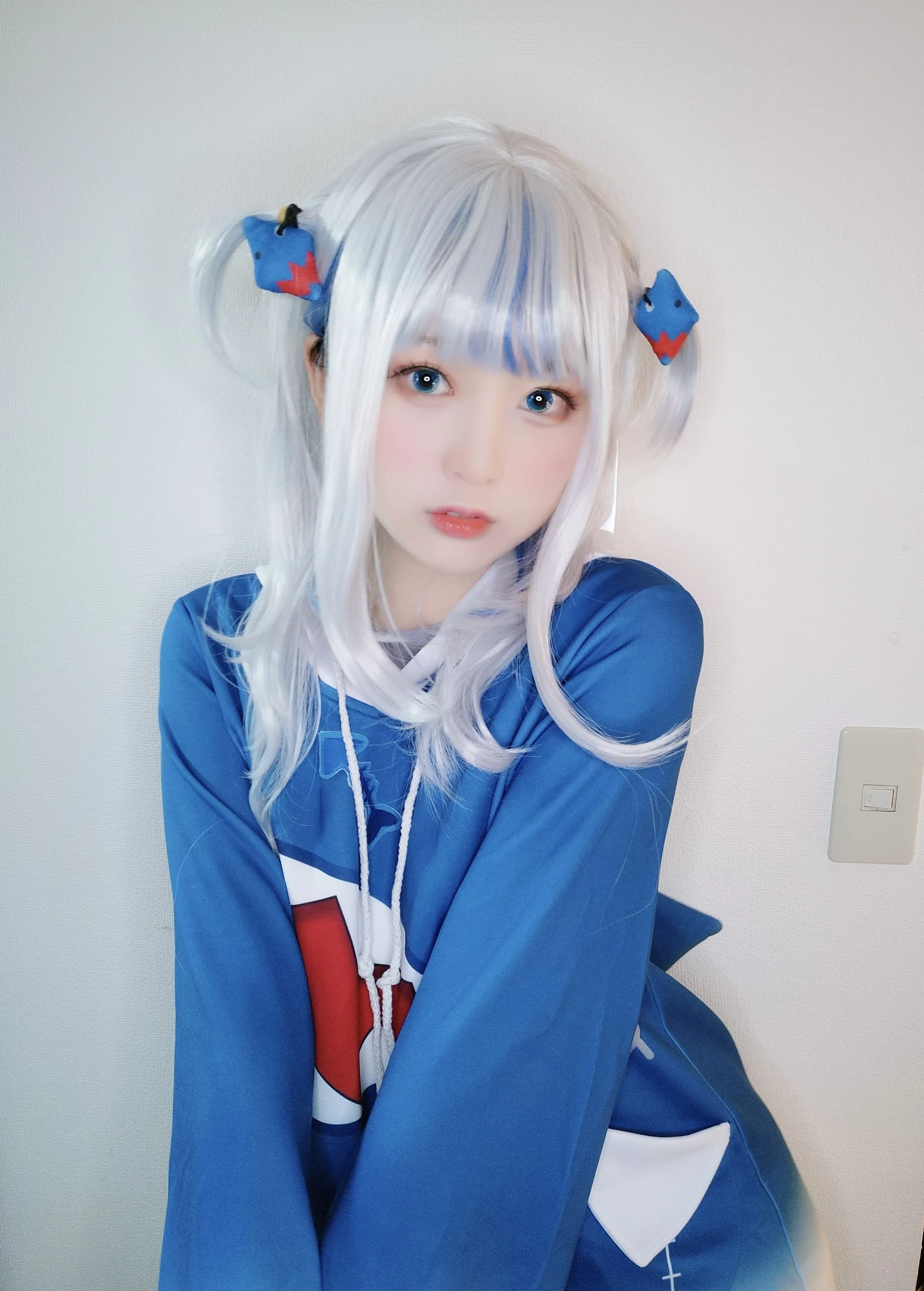 Yuki亭 – Gawer gura cosplay [14P]插图2