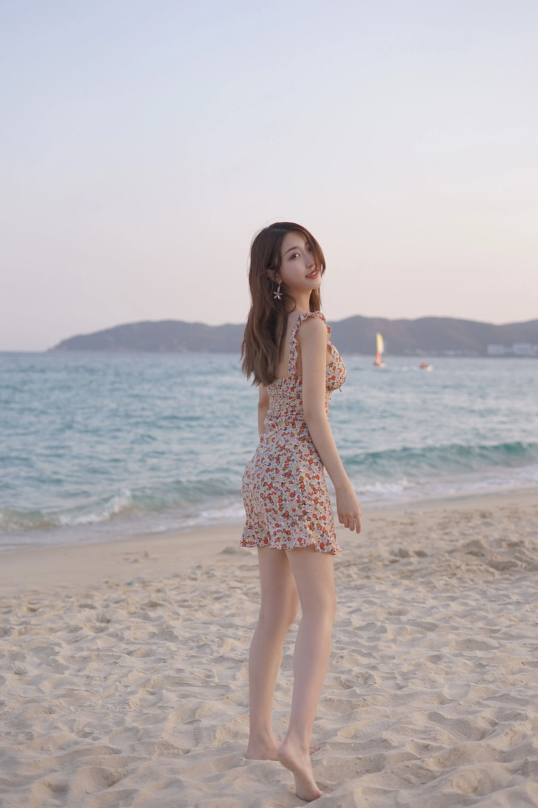 人气Coser黑川 – 海岛之旅 碎花连衣裙 [19P]插图3