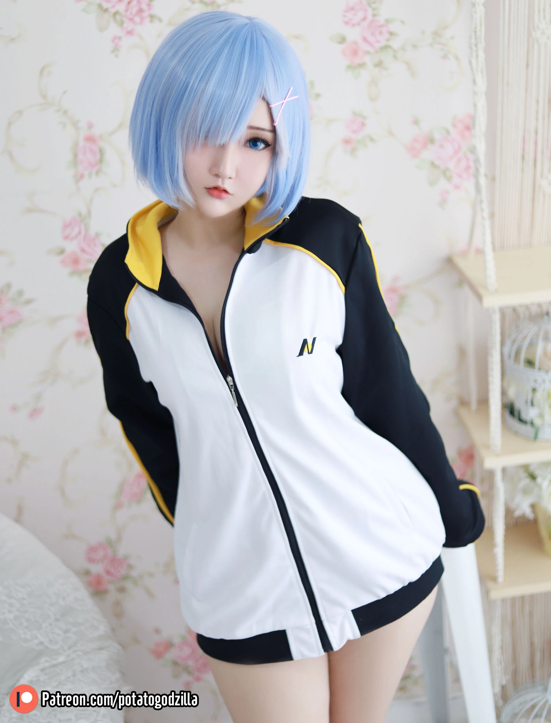 Coser小姐姐Potato Godzilla – Rem In Subaru Jacket插图3