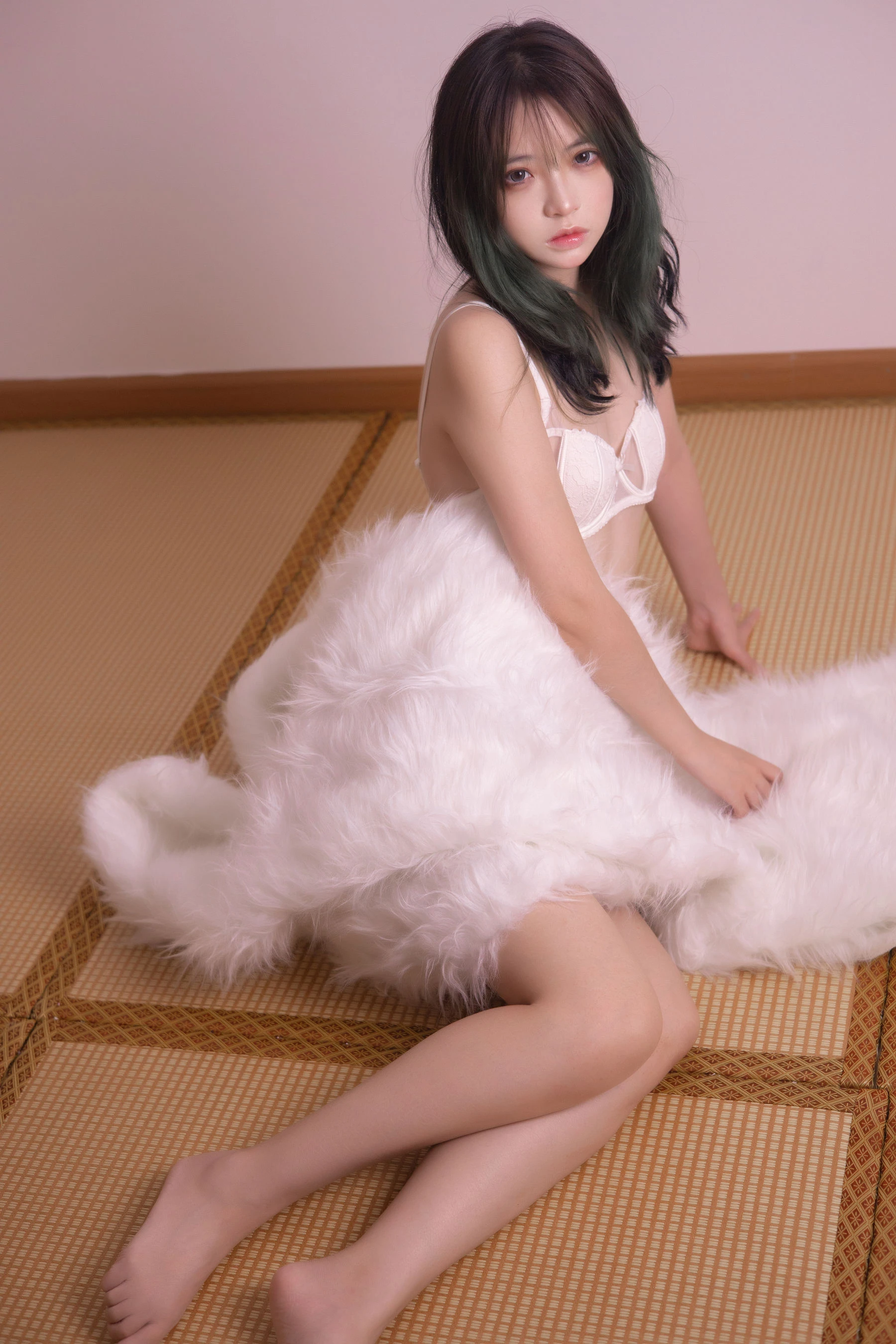 疯猫ss – 2022夏日限定 毛绒毯 [20P]高清在线欣赏-撸撸奈子