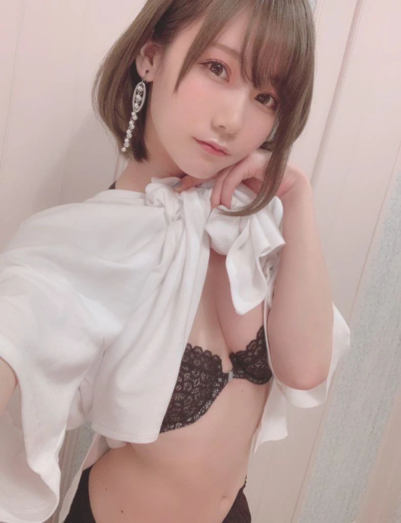 日本甜美COSERけんけん[fantia] 2020.07 フロントホックがどう外れるか気になりません？插图5