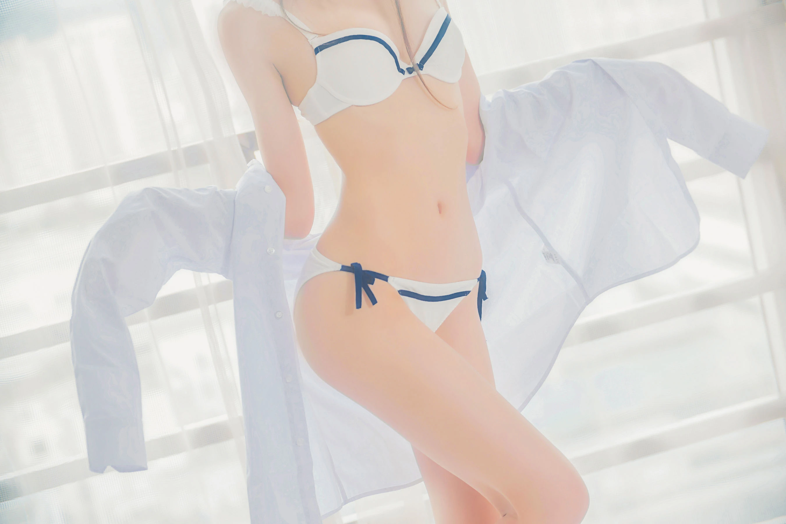 桜桃喵 《白衬衫双马尾》 [47P]插图5
