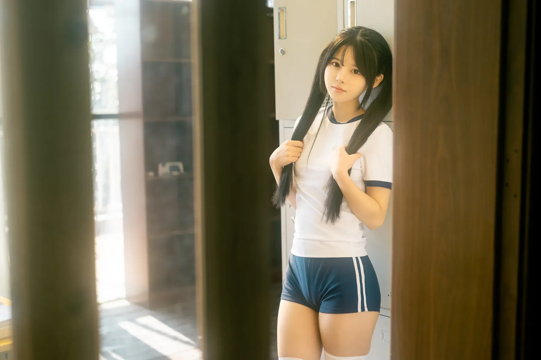  (3)