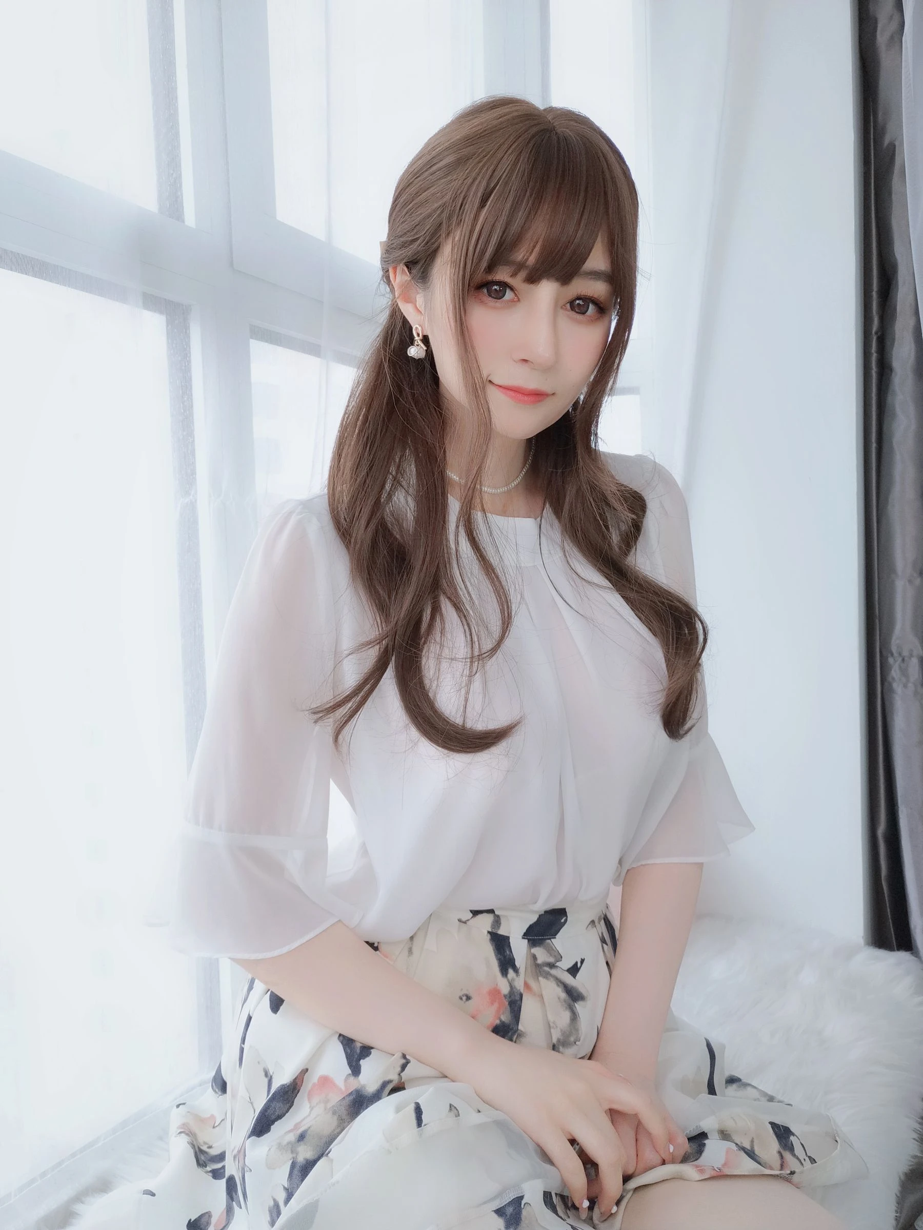 Coser小姐姐白银 – 肉丝人妻插图4