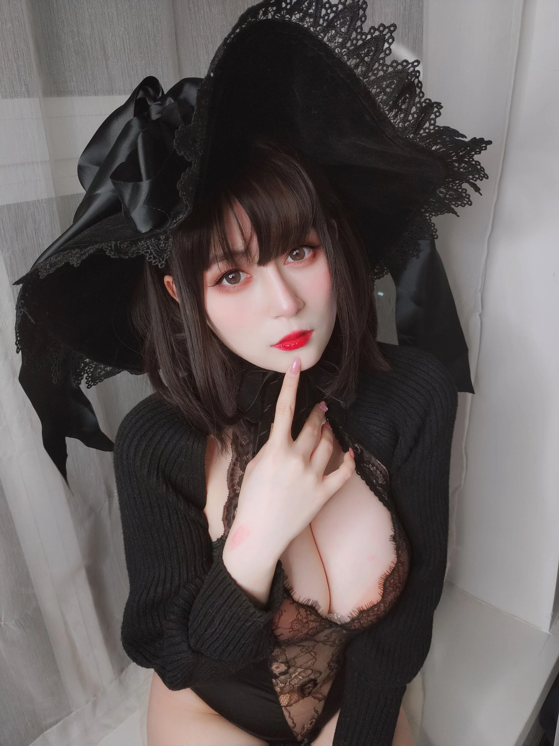 Coser小姐姐白银 – 柴郡高清在线欣赏-撸撸奈子