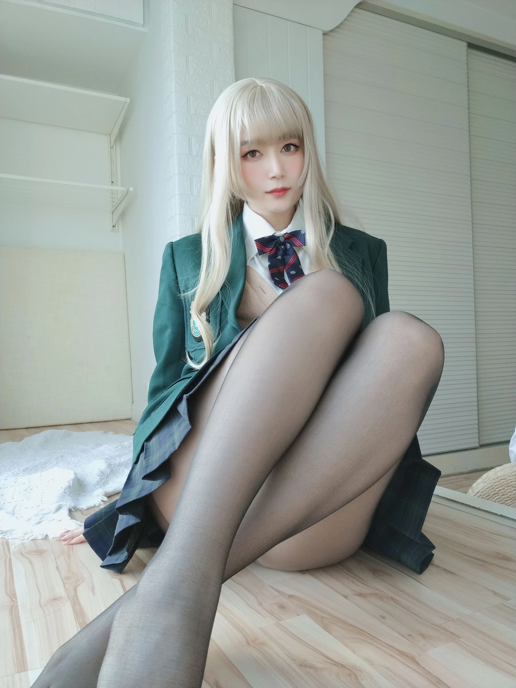 Coser小姐姐白银 – 灰色空间 [88P]插图3