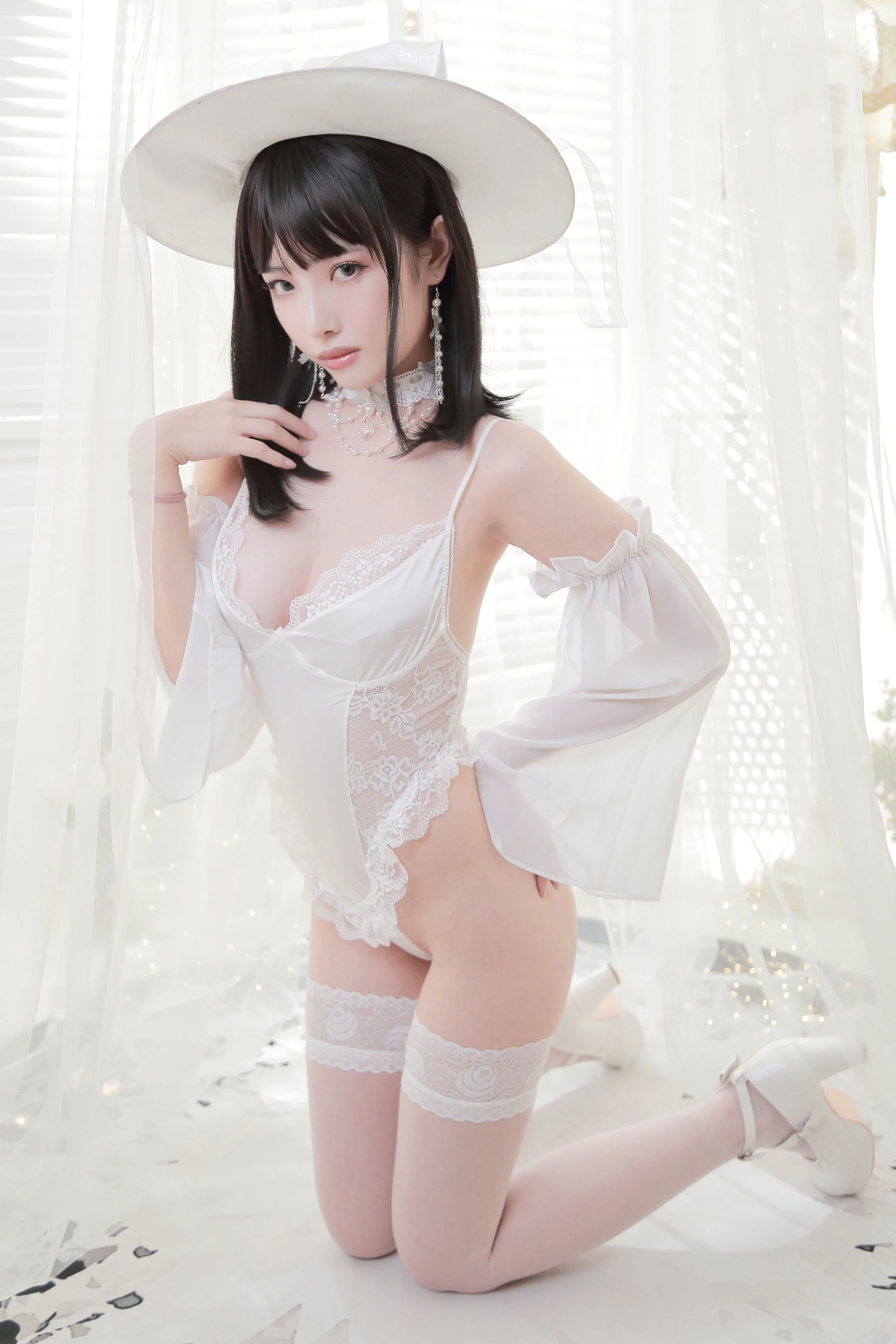 动漫博主雯妹 白女巫插图6
