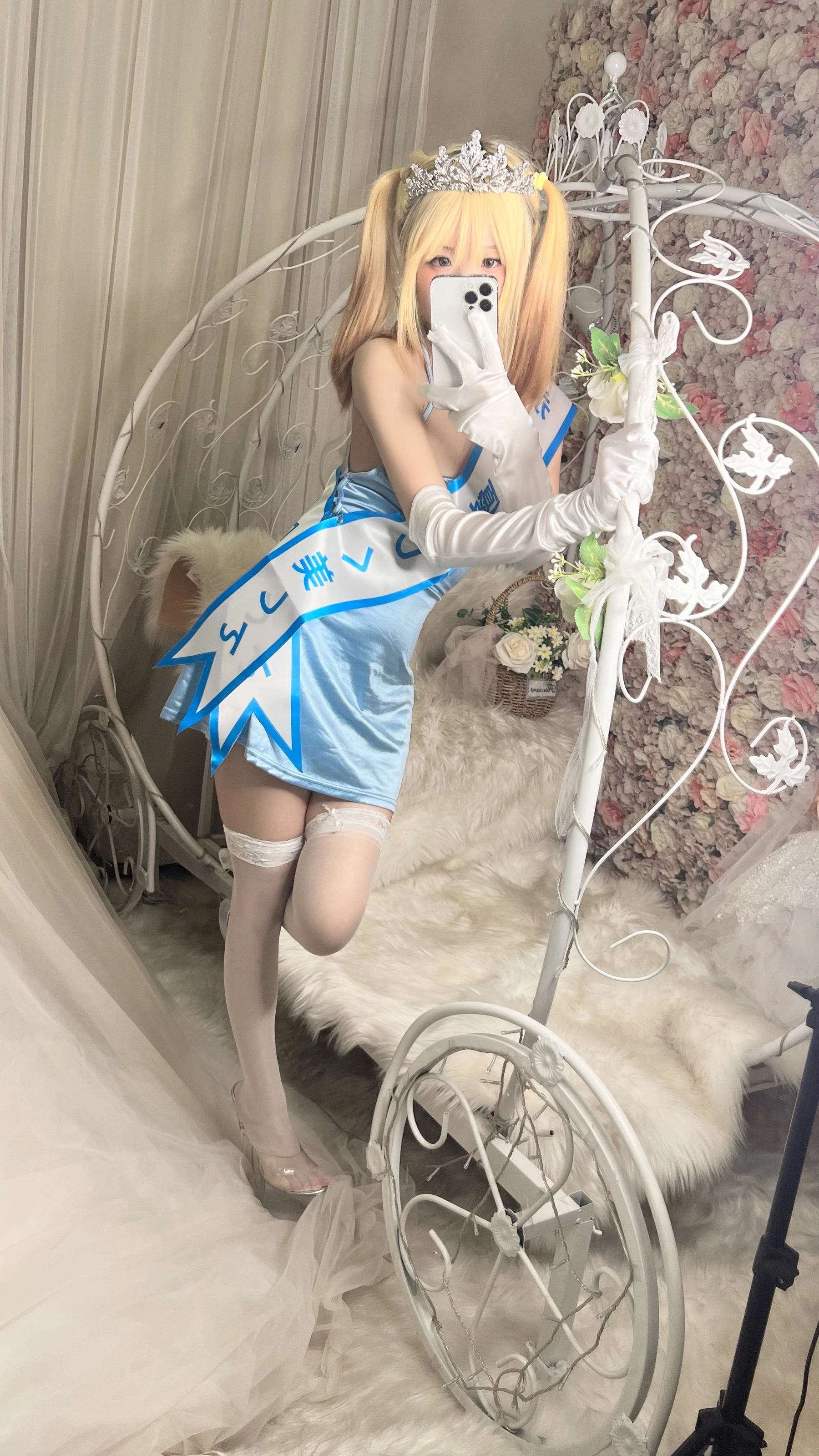萌妹子Coser摇摇乐yoyo – 闪光色 [134P]插图2