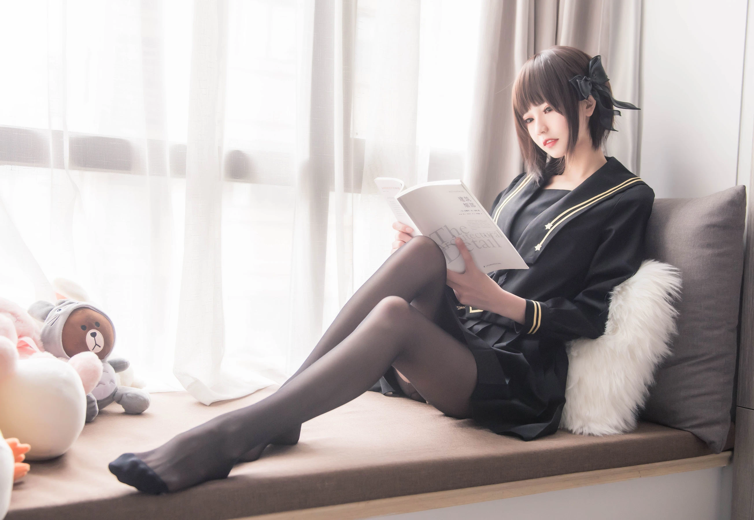 小妖精你的负卿 – 窗台制服插图1