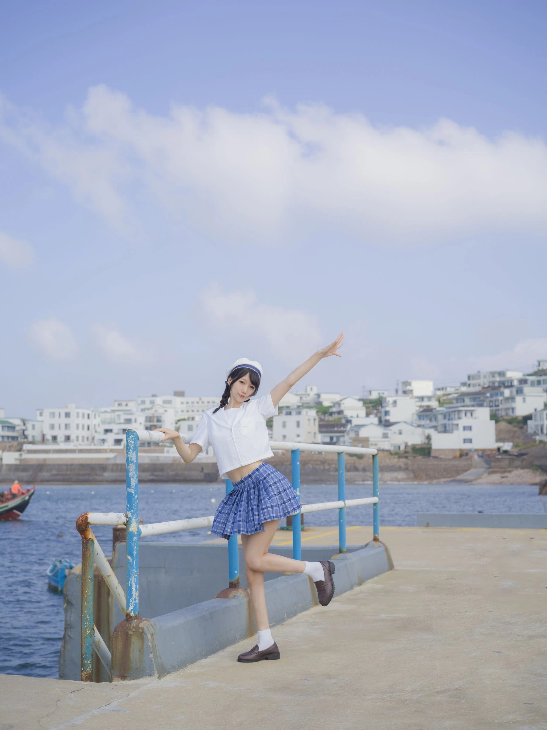 NAGISA魔物喵 – 海风与少女 [14P]高清在线欣赏-撸撸奈子