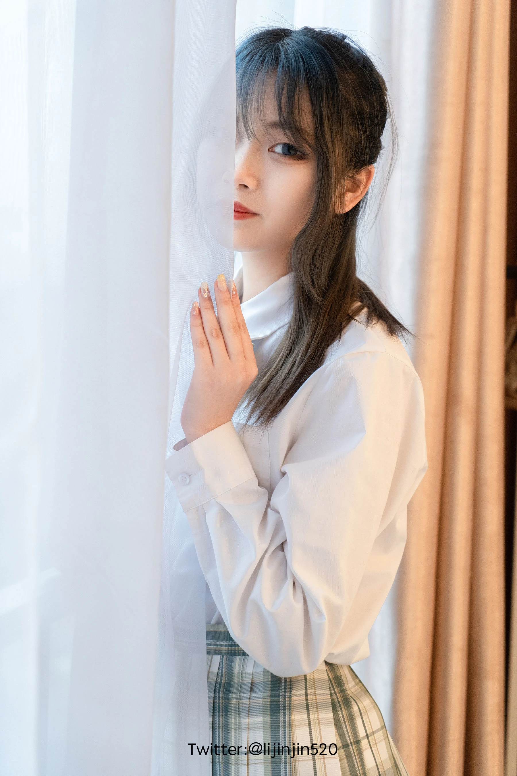 梨瑾瑾 – 室内JK [25P]插图6