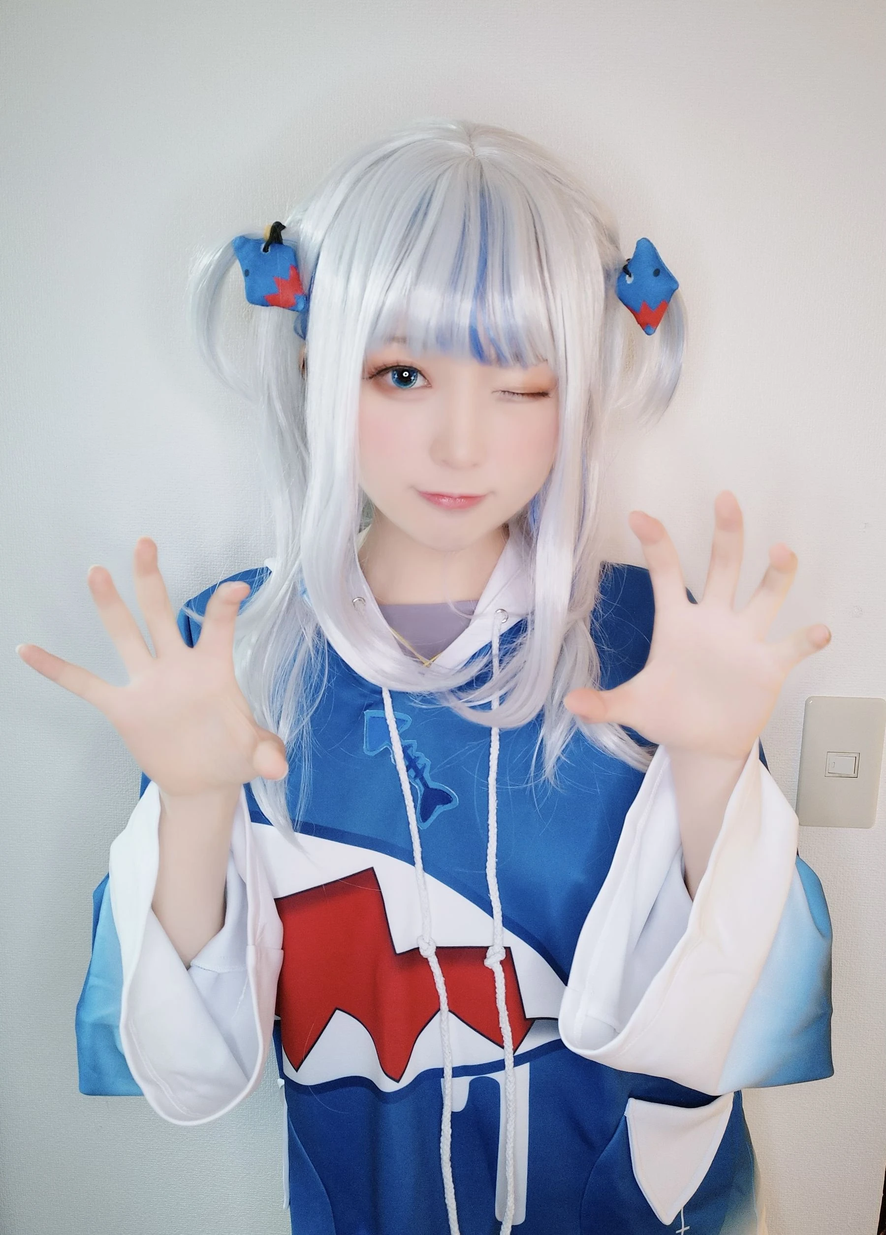 Yuki亭 – Gawer gura cosplay [14P]插图1