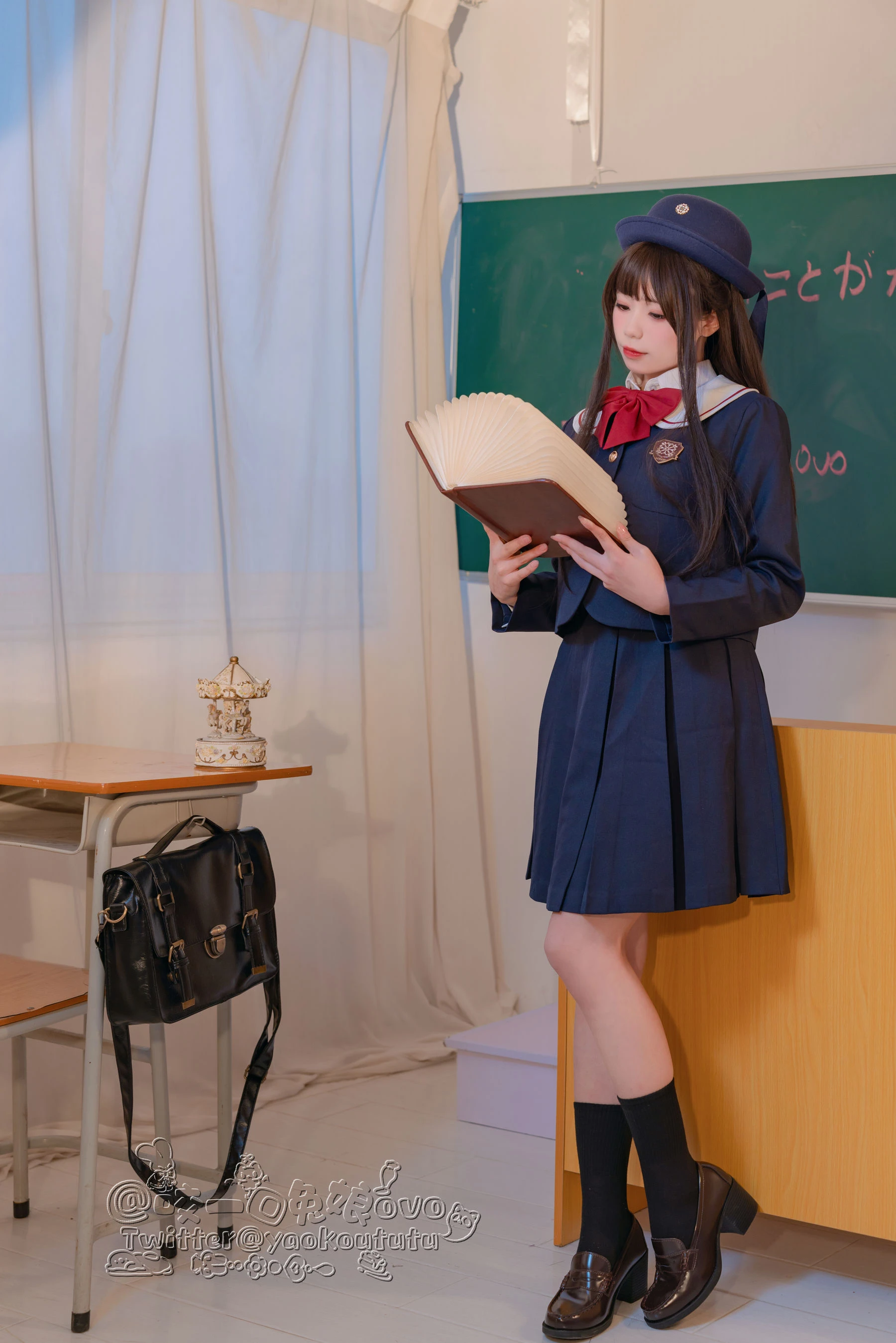咬一口兔娘 – 入学式 [50P]高清在线欣赏-撸撸奈子