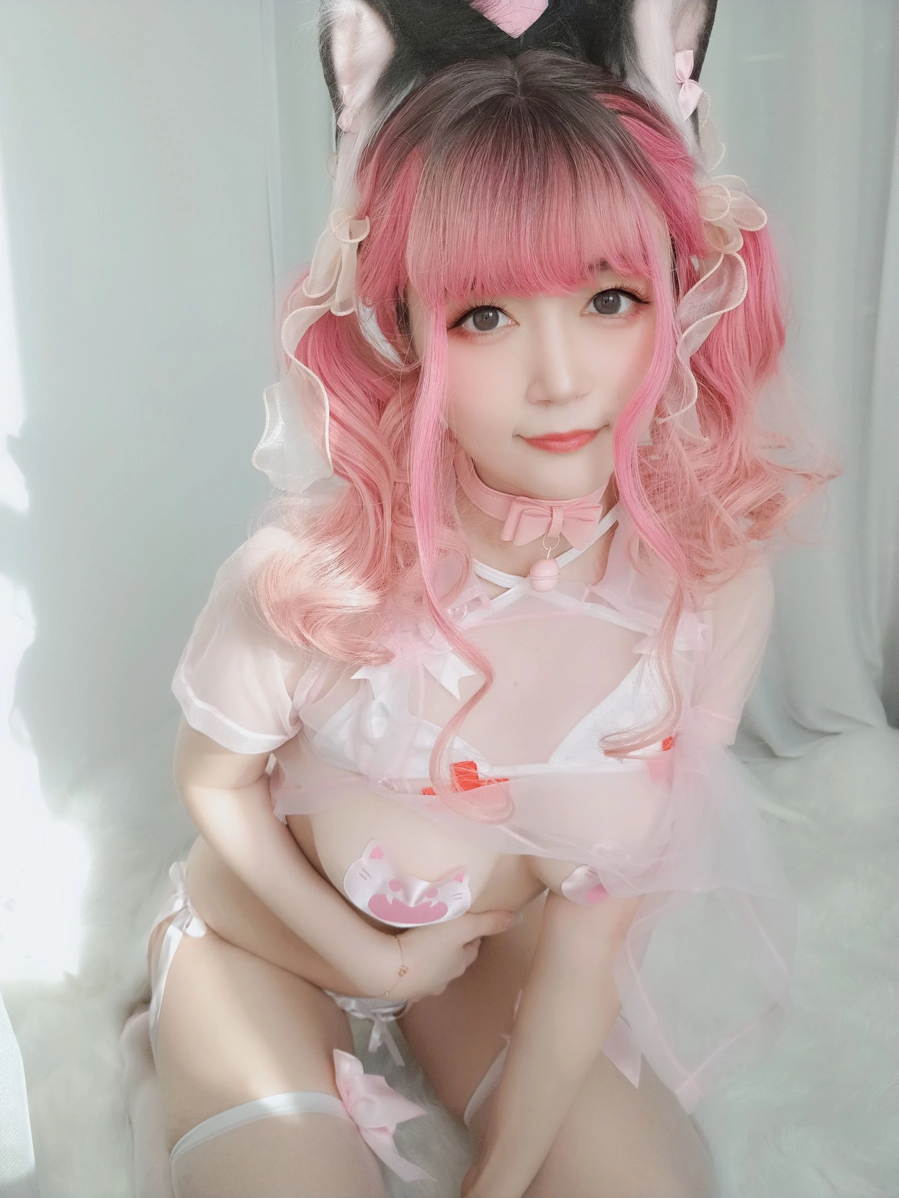Coser小姐姐白银 – 猫咪护士高清在线欣赏-撸撸奈子
