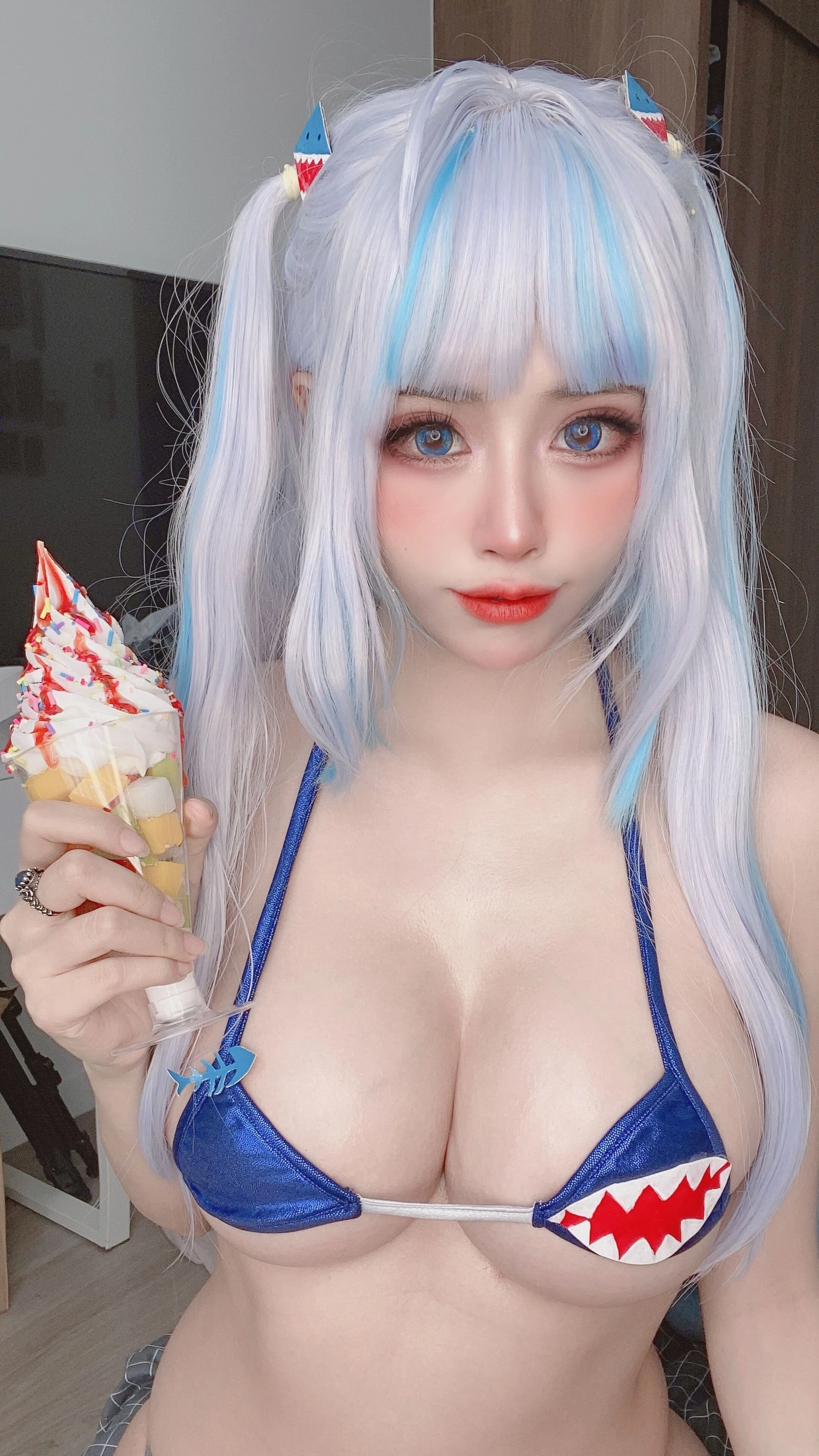 日本性感萝莉Byoru – Gura Selfies插图1