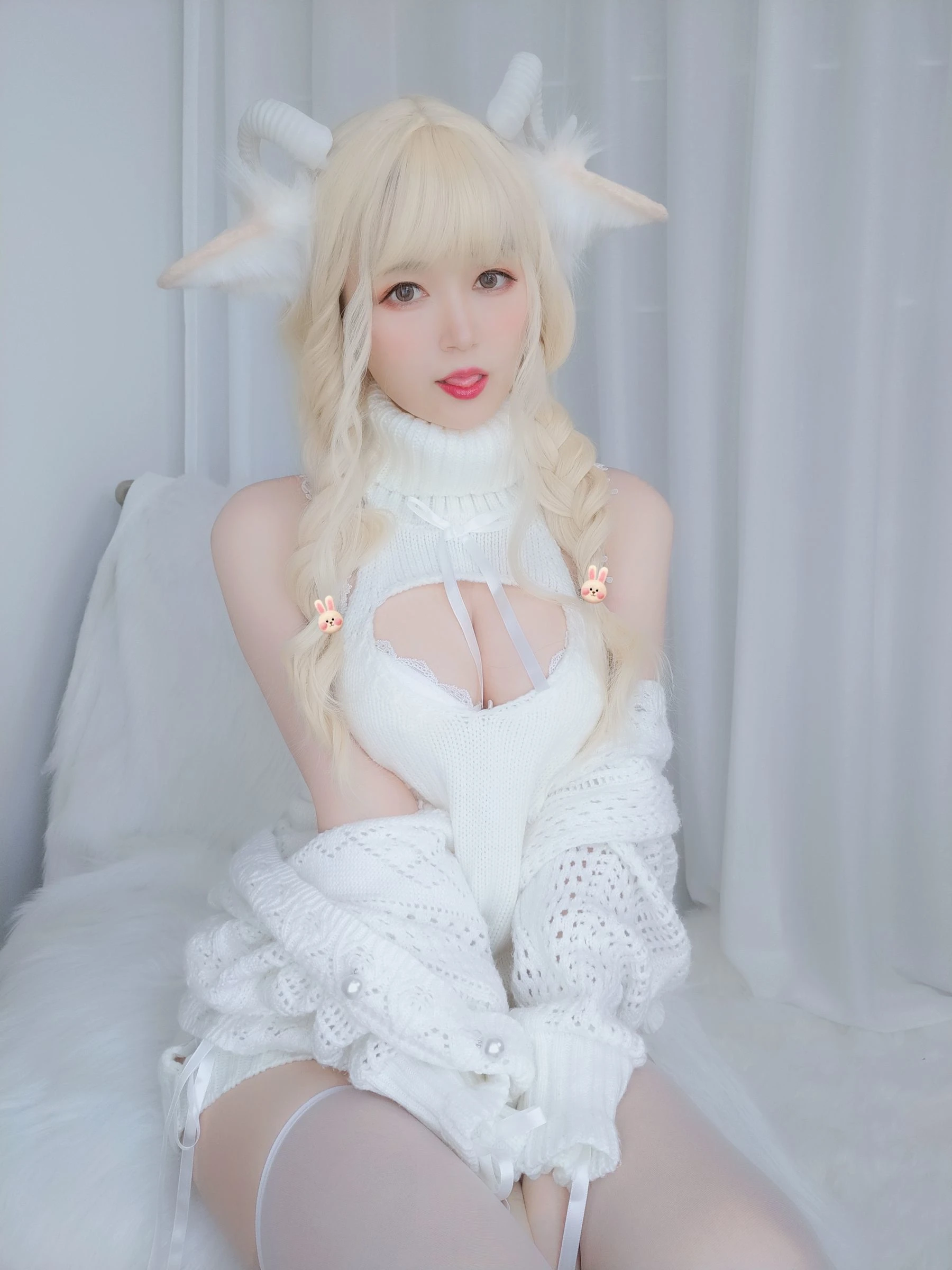 Coser小姐姐白银 – 小白羊插图4