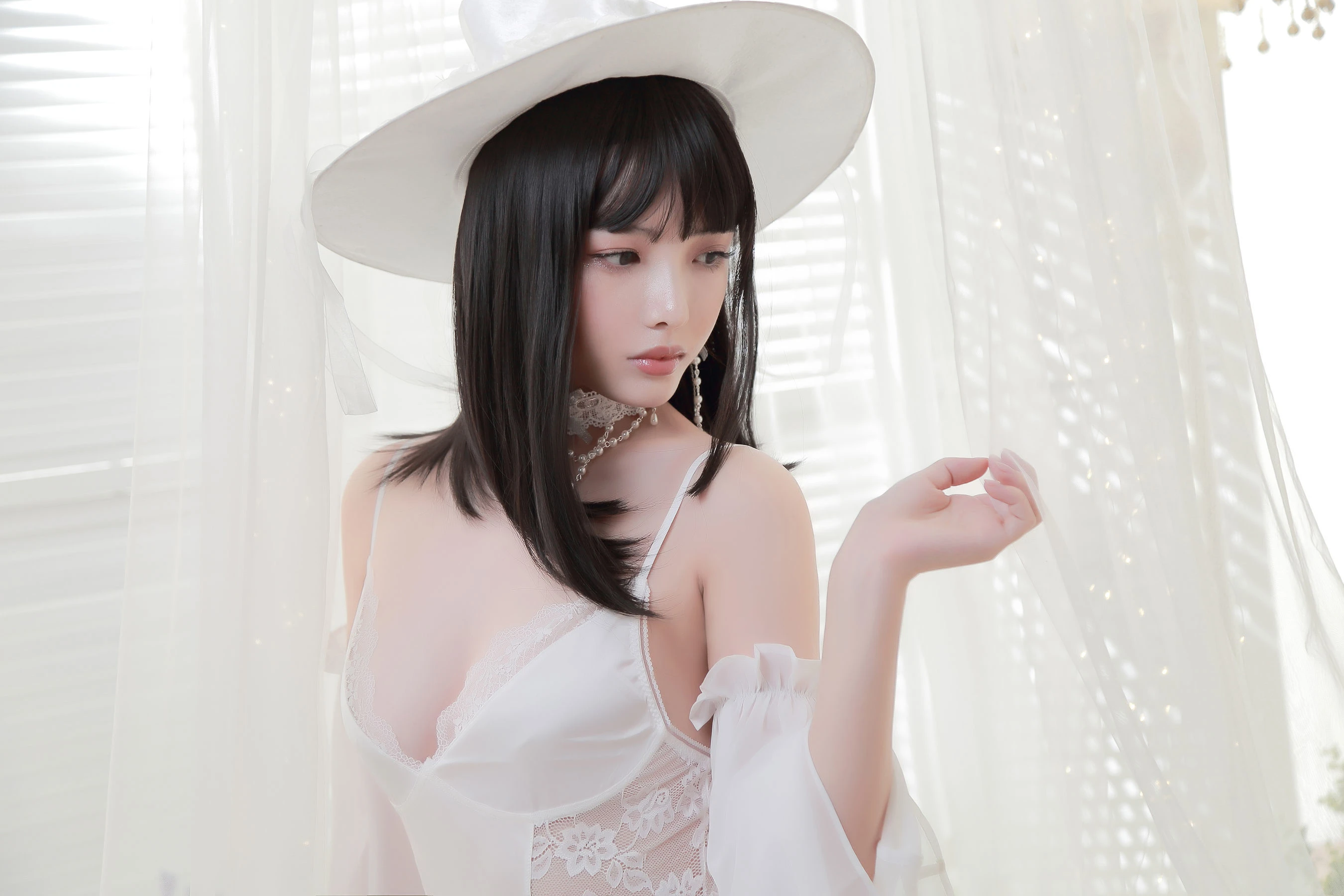 动漫博主雯妹 白女巫插图7
