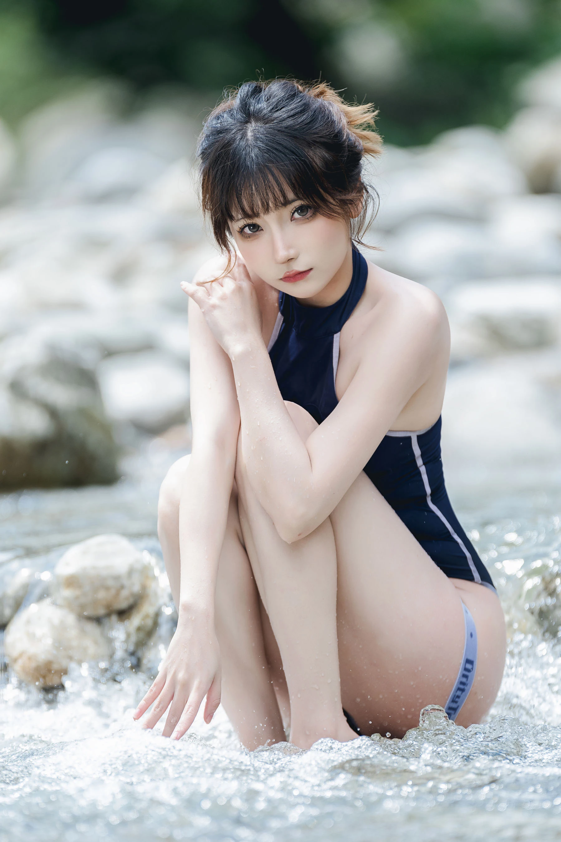 是三不是世w – 小溪竞泳 [47P]插图2