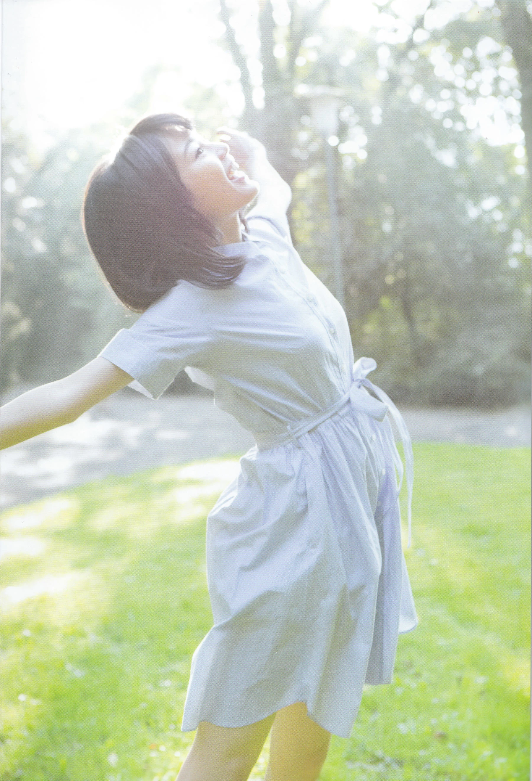 生田絵梨花1st写真集 『転調』插图7