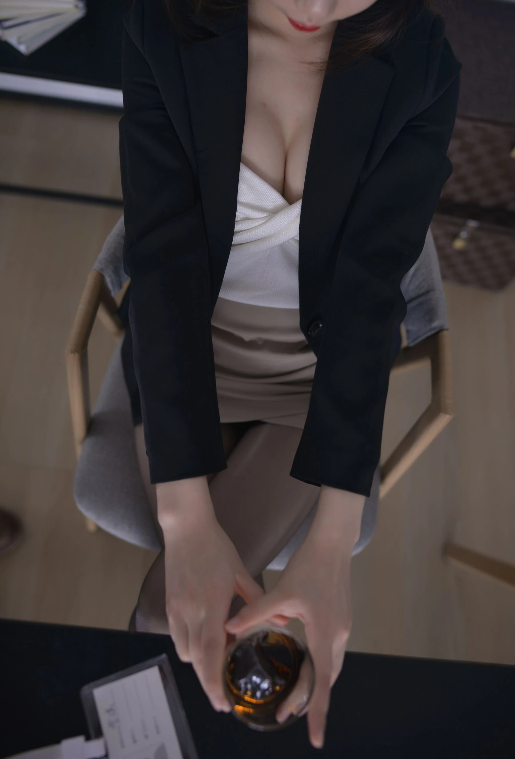 Cos小姐姐雪琪 – OL后辈出差第一天 [66P]插图5