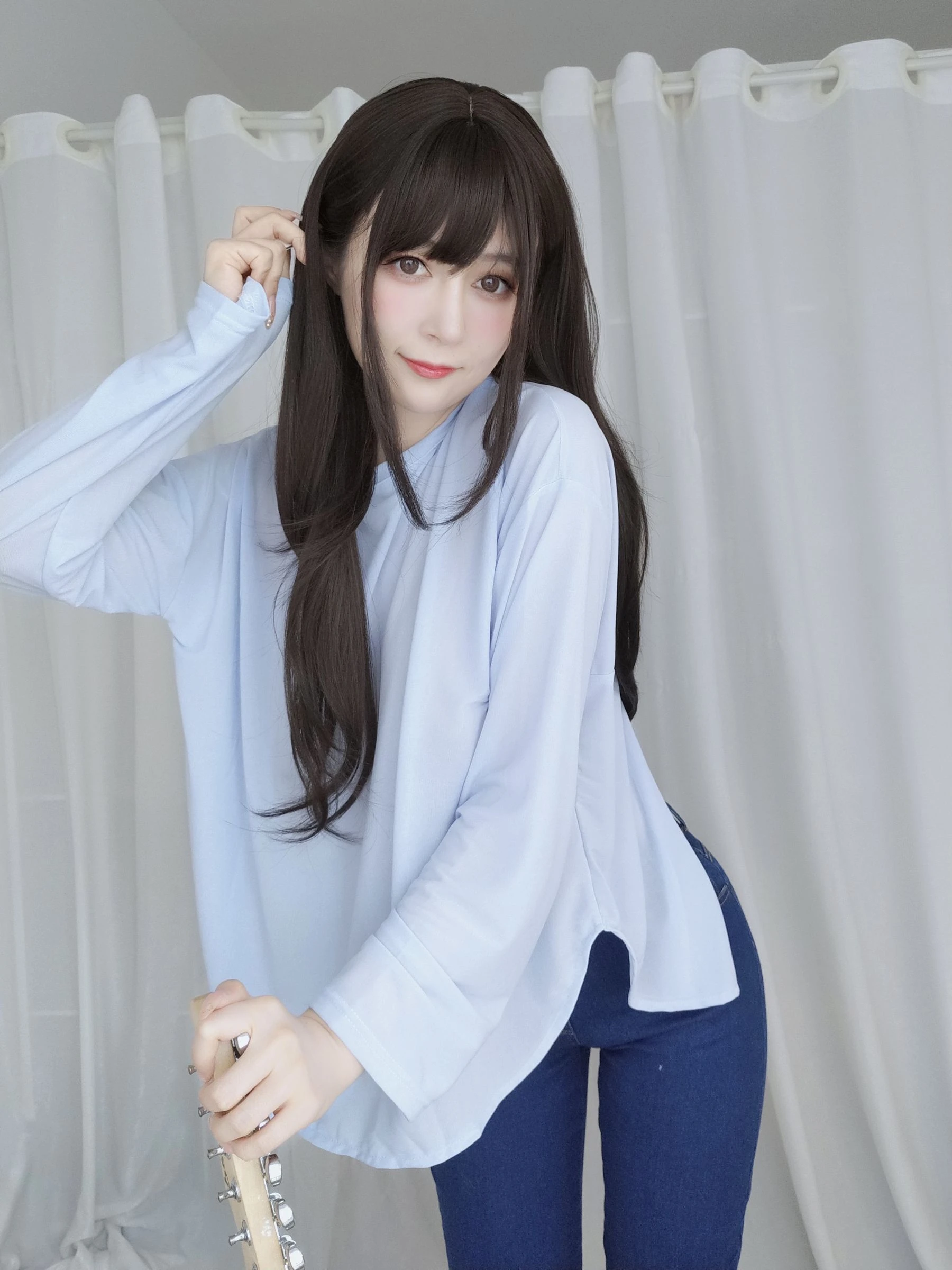Coser小姐姐白银 – 妹は服を着てください插图1