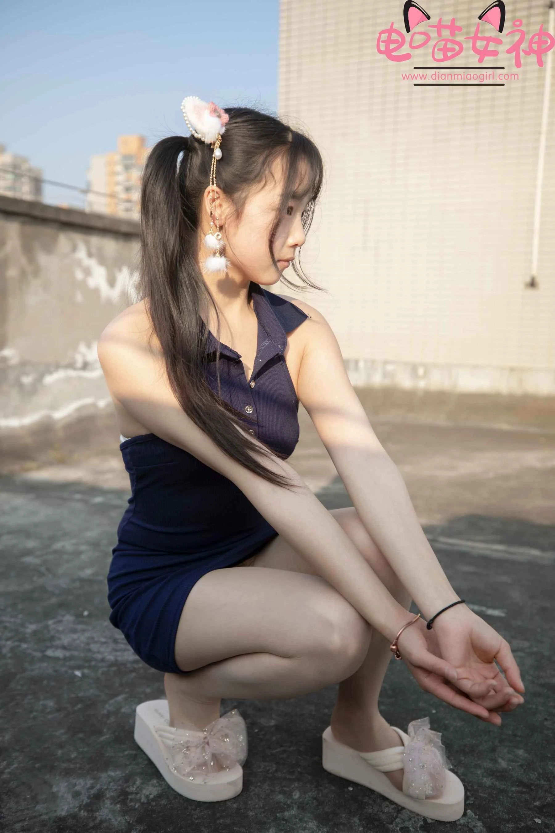 电喵女神 – 灵唯 天台 [77P]高清在线欣赏-撸撸奈子