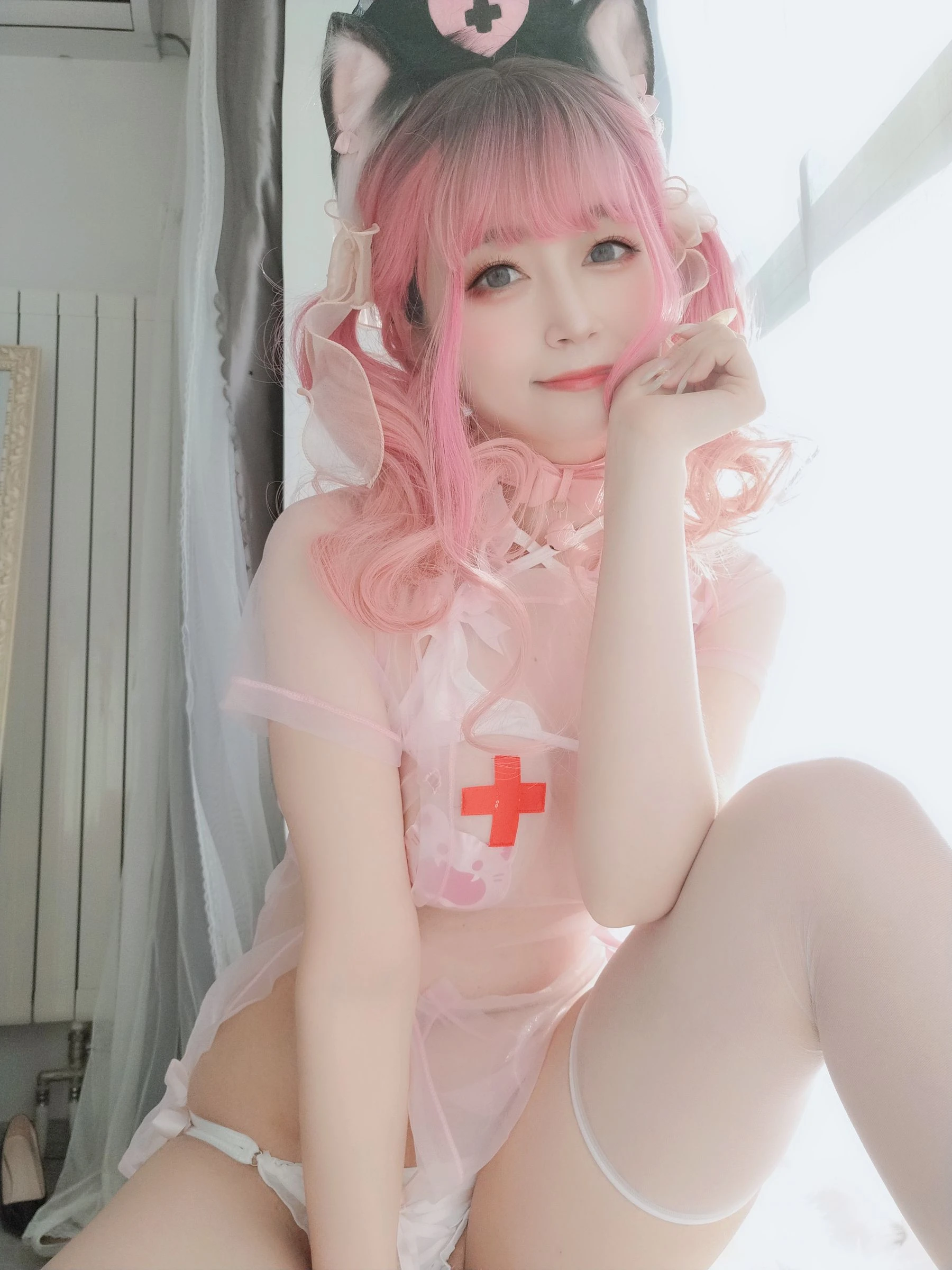 Coser小姐姐白银 – 猫咪护士插图7