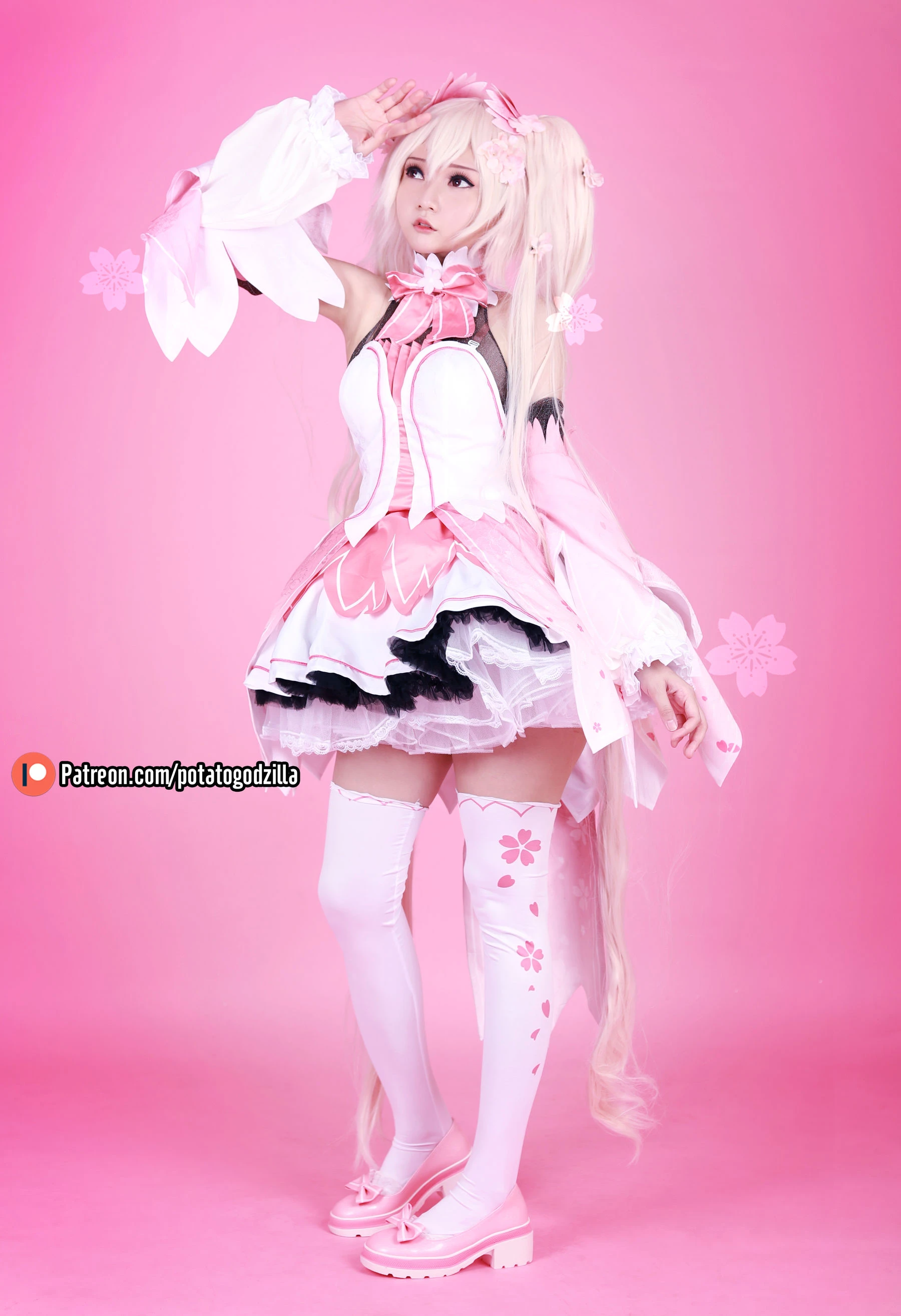 Coser小姐姐Potato Godzilla – Sakura Miku插图4