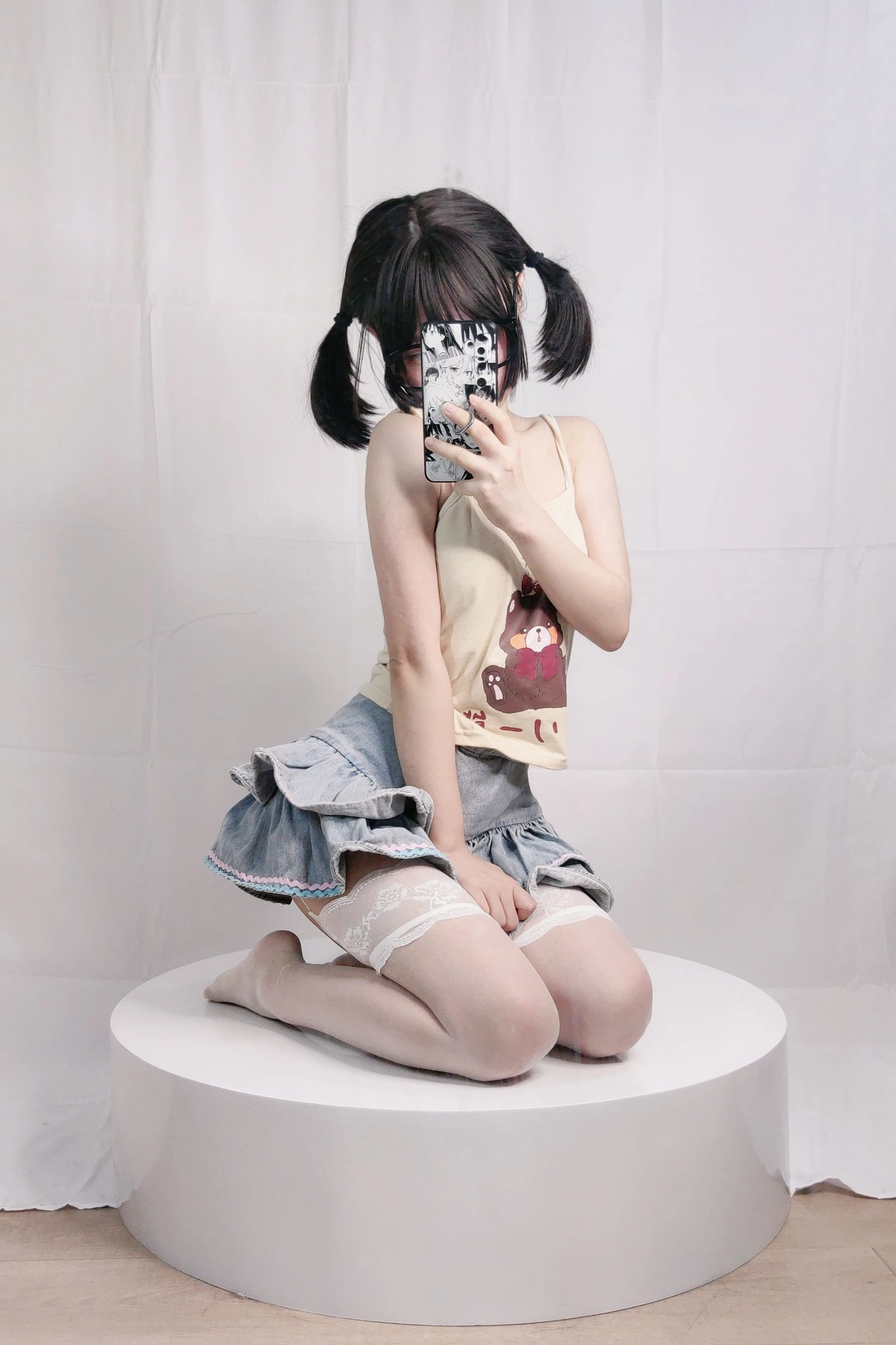 神沢永莉 – 绫蛋糕裙吊带袜汐插图4