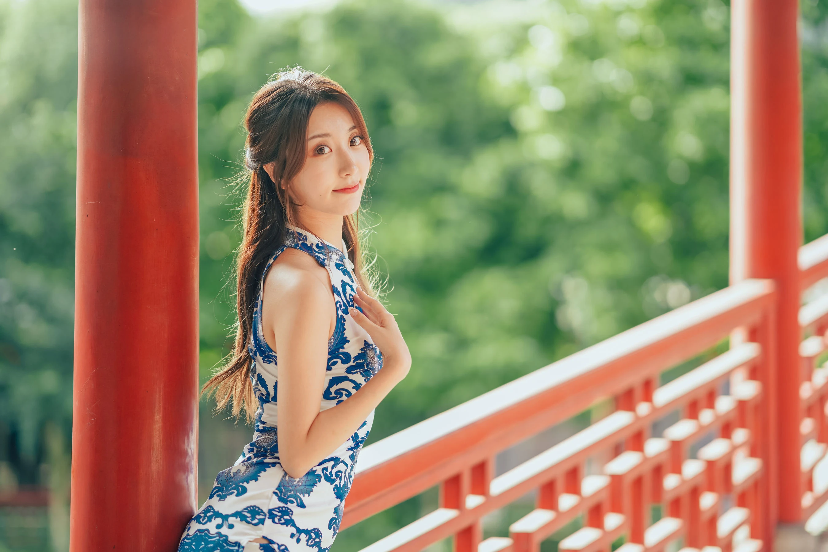 人气Coser黑川 – 青花旗袍插图6
