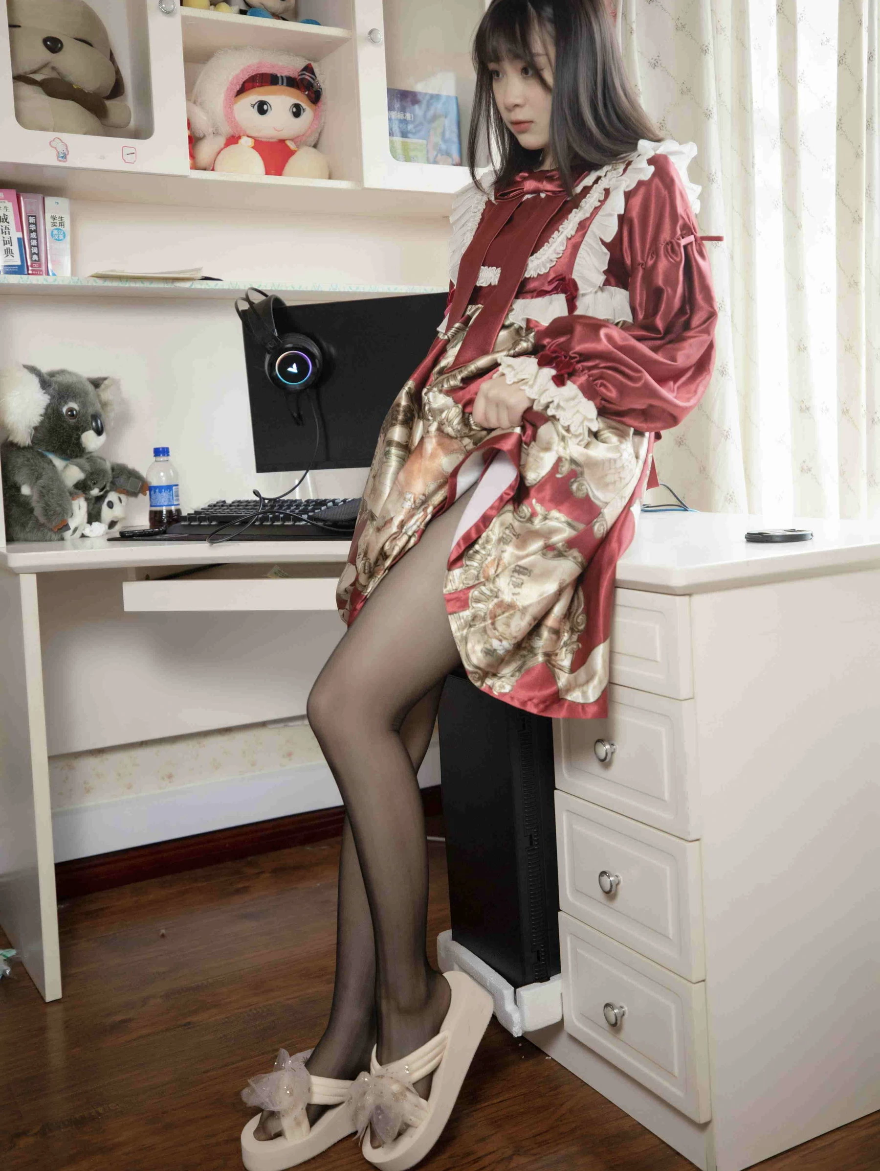 幻琪琪 – 红色Lolita 黑丝 [47P]插图3