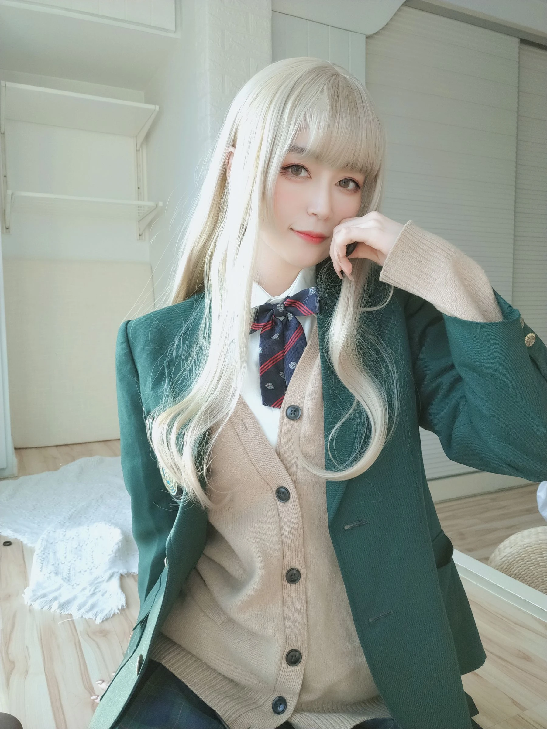 Coser小姐姐白银 – 灰色空间 [88P]插图2