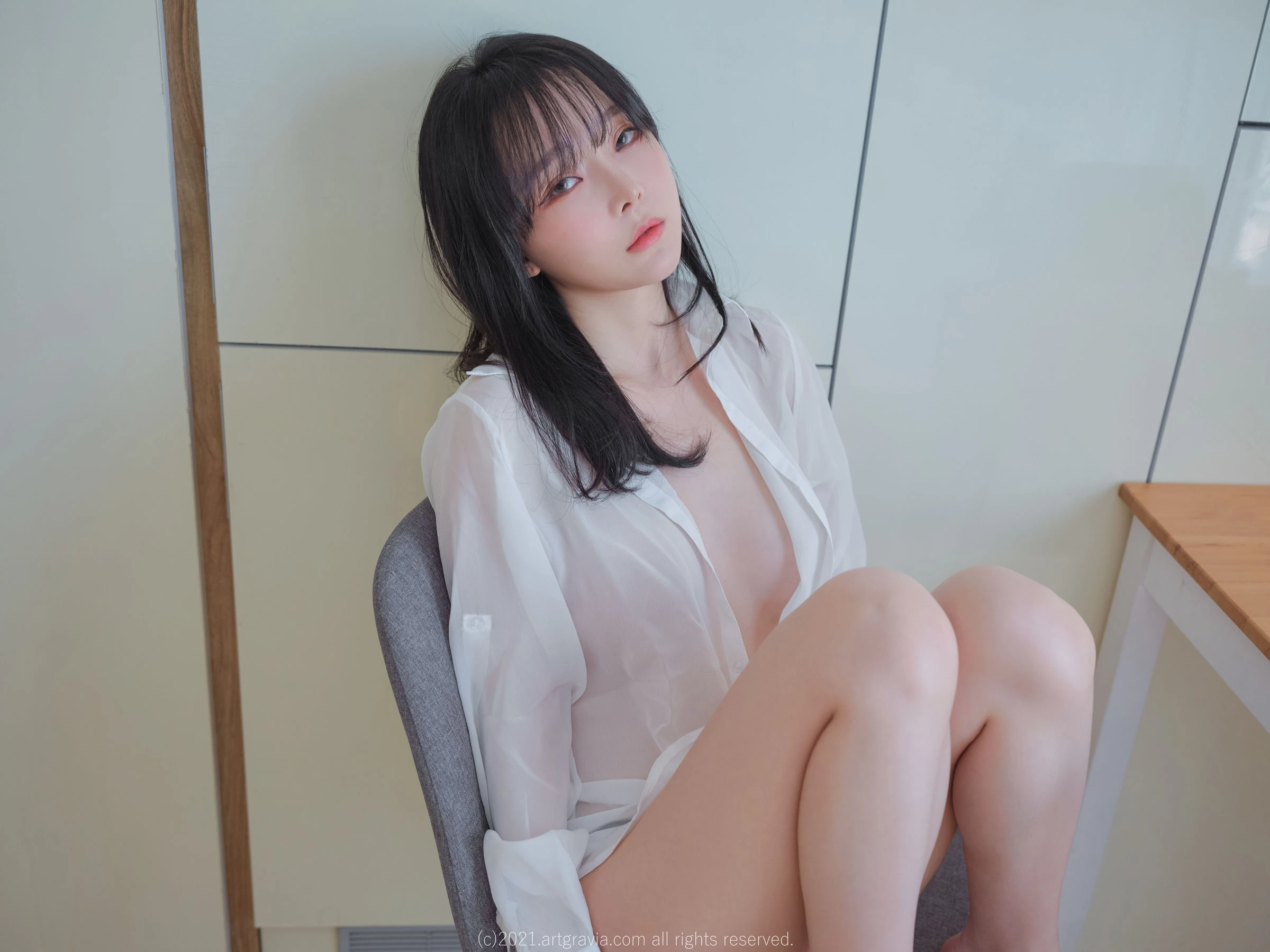 [ARTGRAVIA] VOL.261 Ming Sunha – 白衬衫女友居家诱惑插图5
