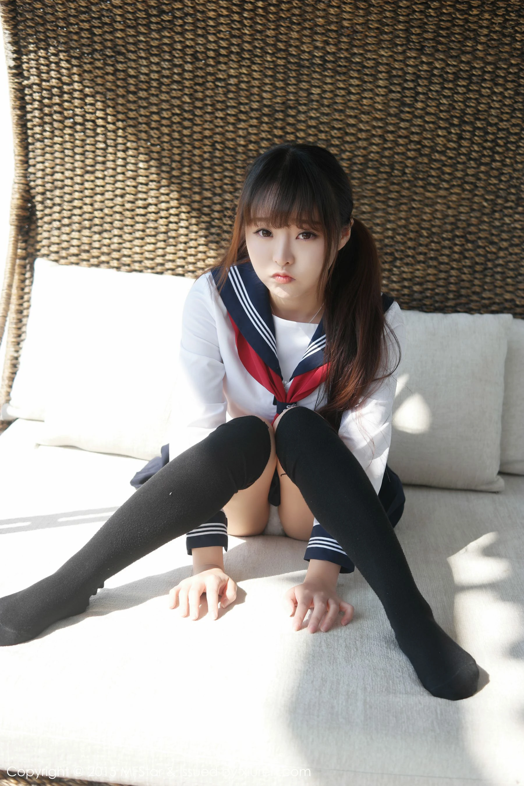 柳侑绮Sevenbaby《大理旅拍》水手服诱惑少女 模范学院 Vol.002插图1