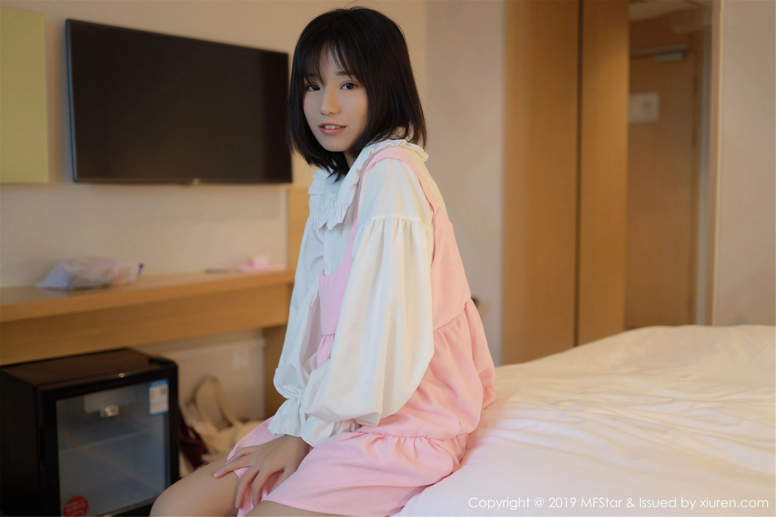 模范学院 Vol.203 Baileys香儿高清在线欣赏-撸撸奈子