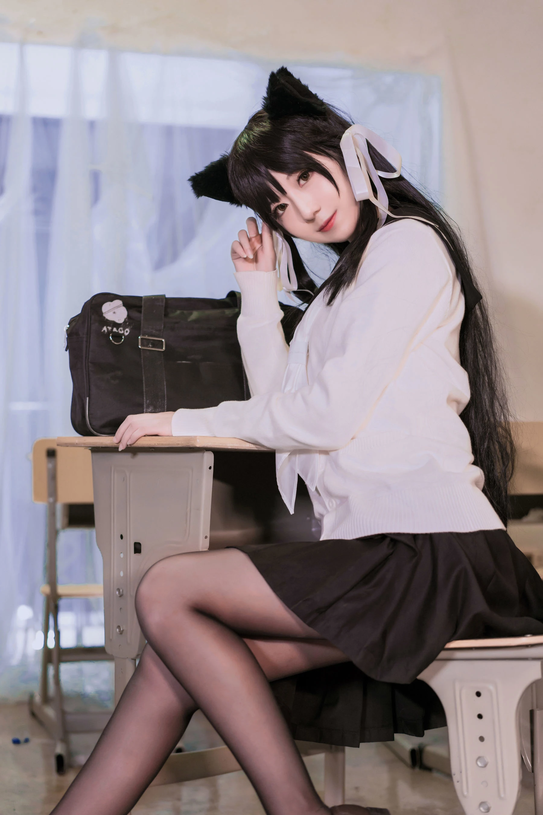 小姐姐弥音音ww 爱宕校服插图3