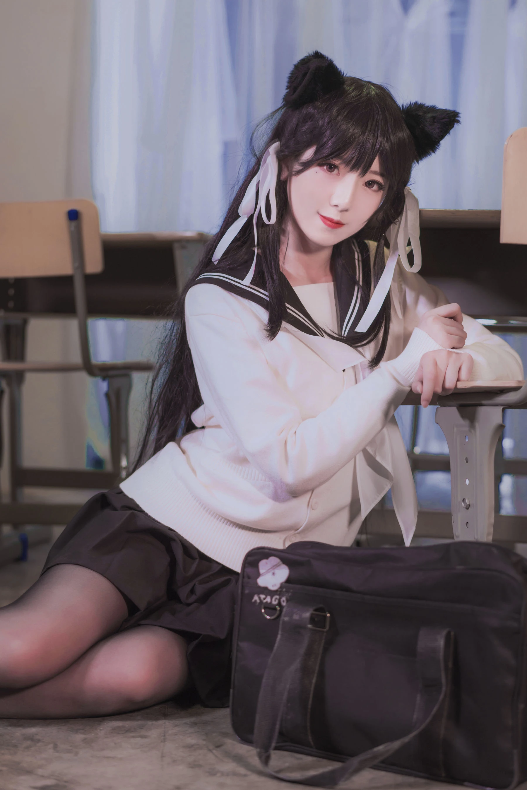 小姐姐弥音音ww 爱宕校服插图4