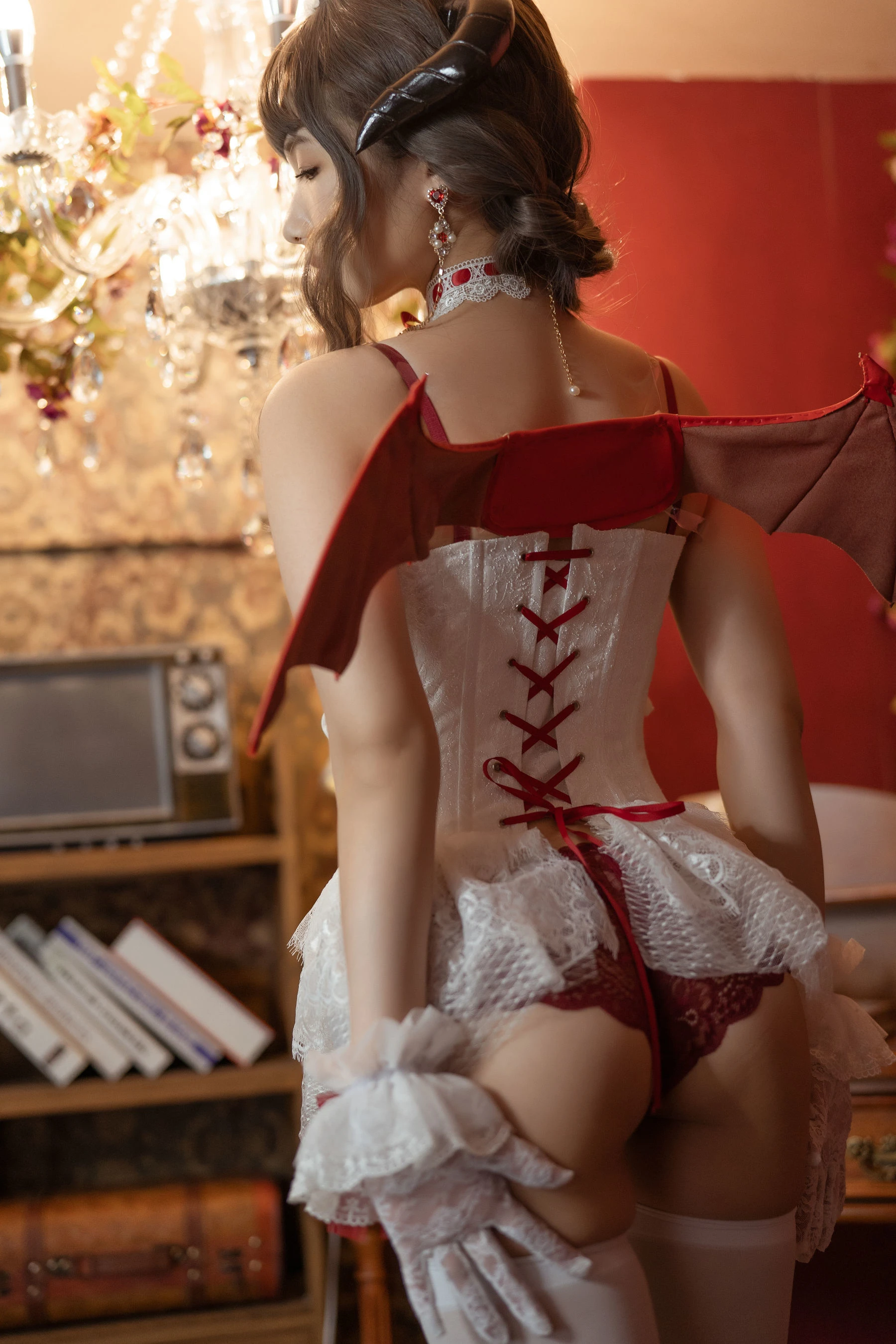 雯妹 – 魅魔 Elegant devil插图3