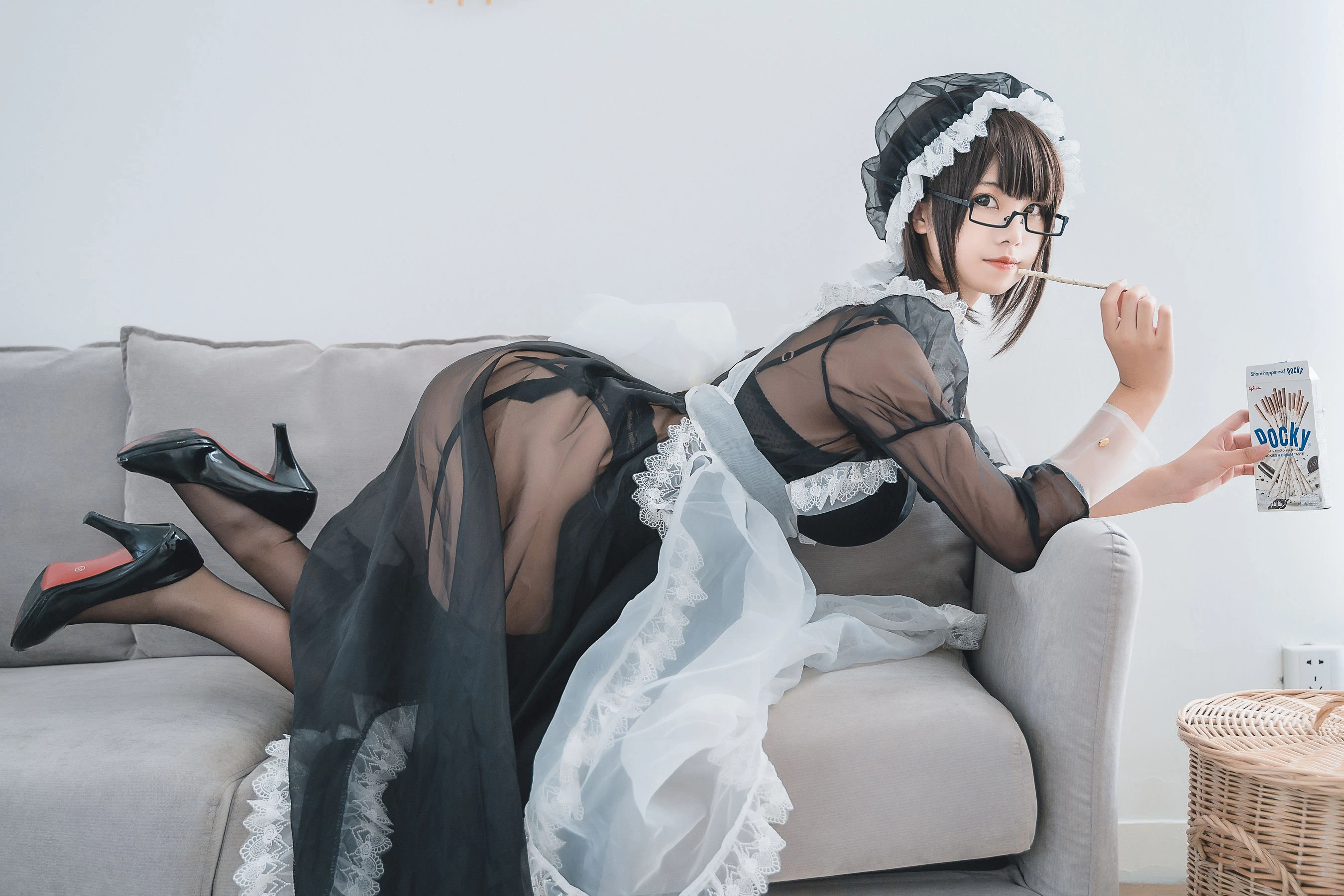 萌系小姐姐蜜汁猫裘 透明女仆插图2