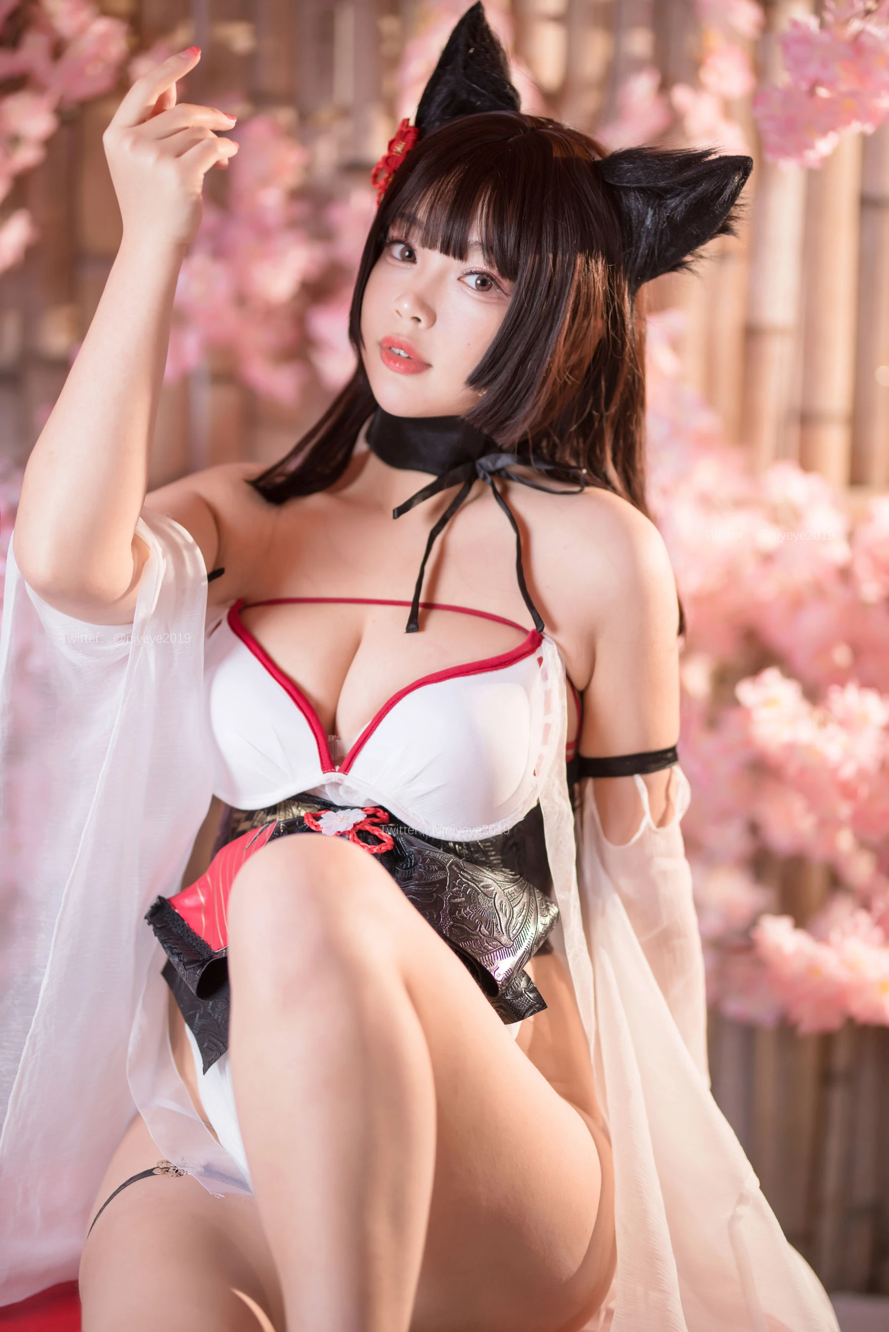 萌系小姐姐-白烨- – 湿身泳装插图1