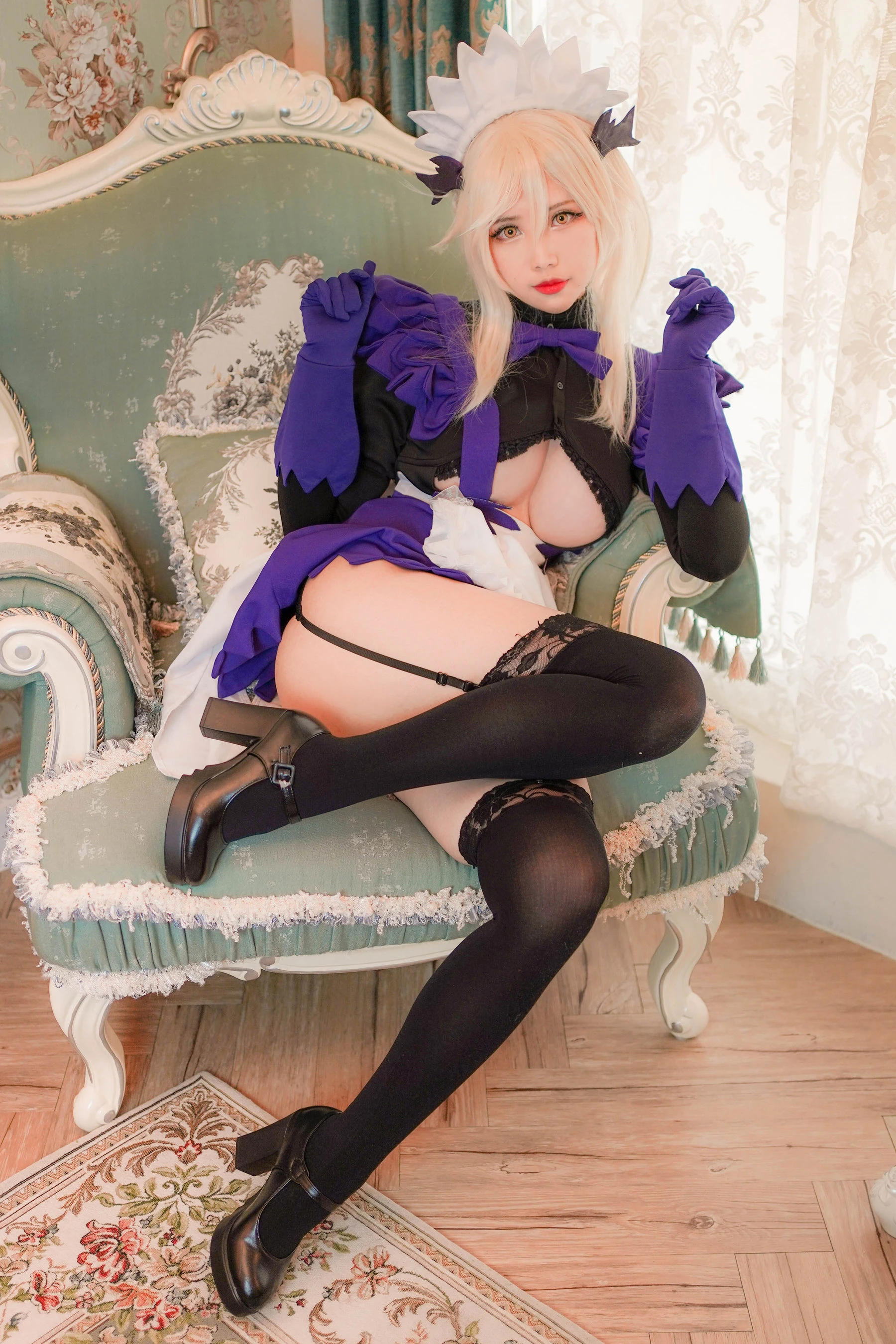 Coser萱-KaYa – 泳装阿尔托莉雅女仆插图1