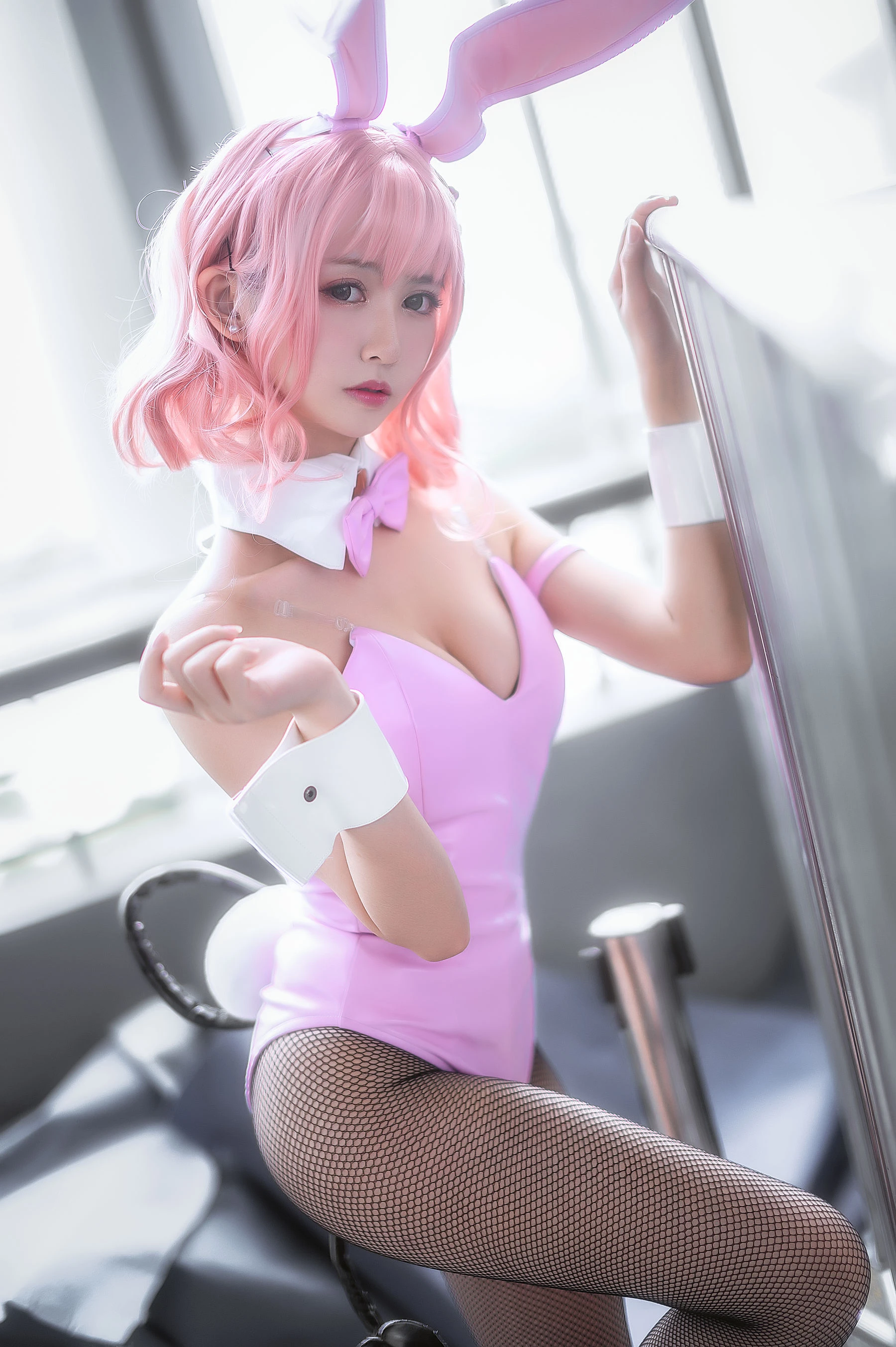 超人气Coser鳗鱼霏儿 粉红兔女郎插图5